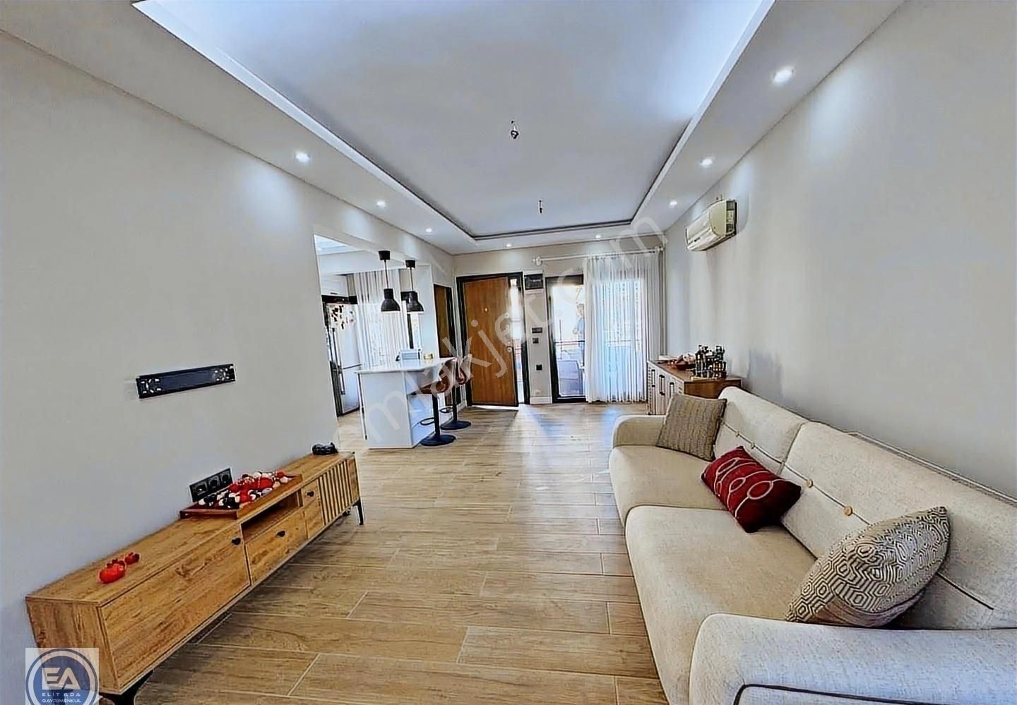 Elit Ada'dan Ferah Denize Yakın Havuzlu Köşe Konum 4+1 Satılık - Görsel 14