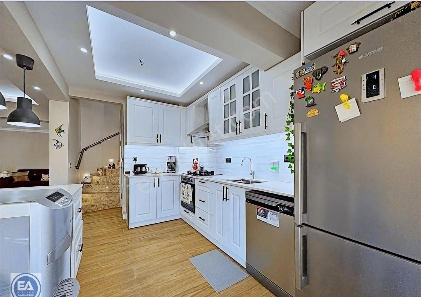 Elit Ada'dan Ferah Denize Yakın Havuzlu Köşe Konum 4+1 Satılık - Görsel 17