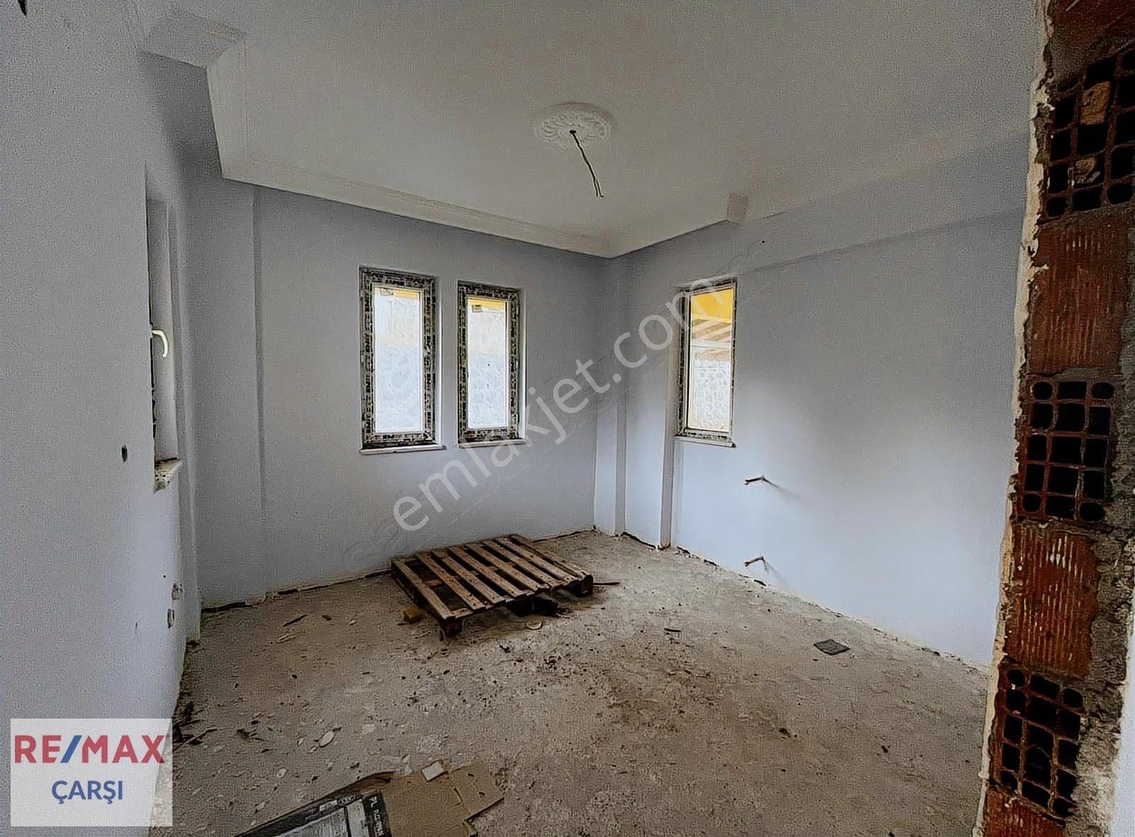 Başiskele Kılıçarslan Mah. 4+1 Satılık Natamam Villa - Görsel 24