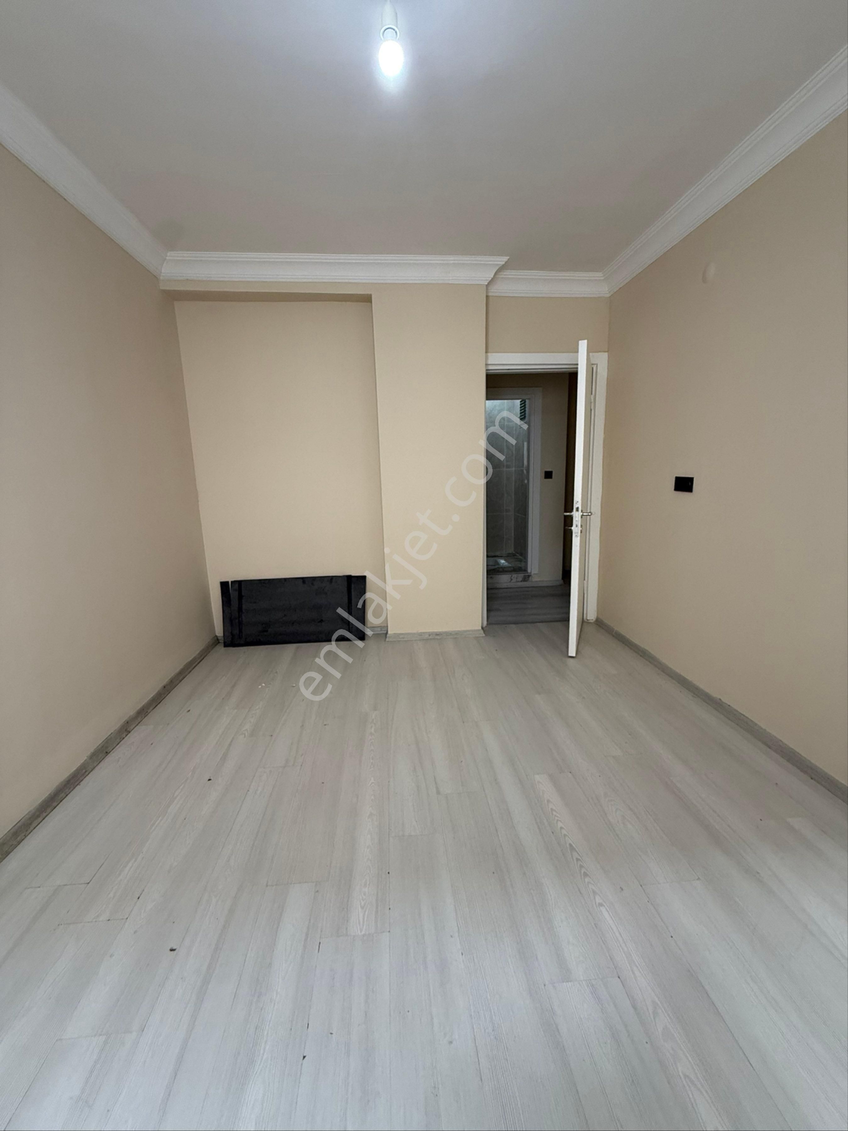 Çerkezköy Bağlıkta 2+1 Ön Cephe İskanlı Daire - Görsel 8