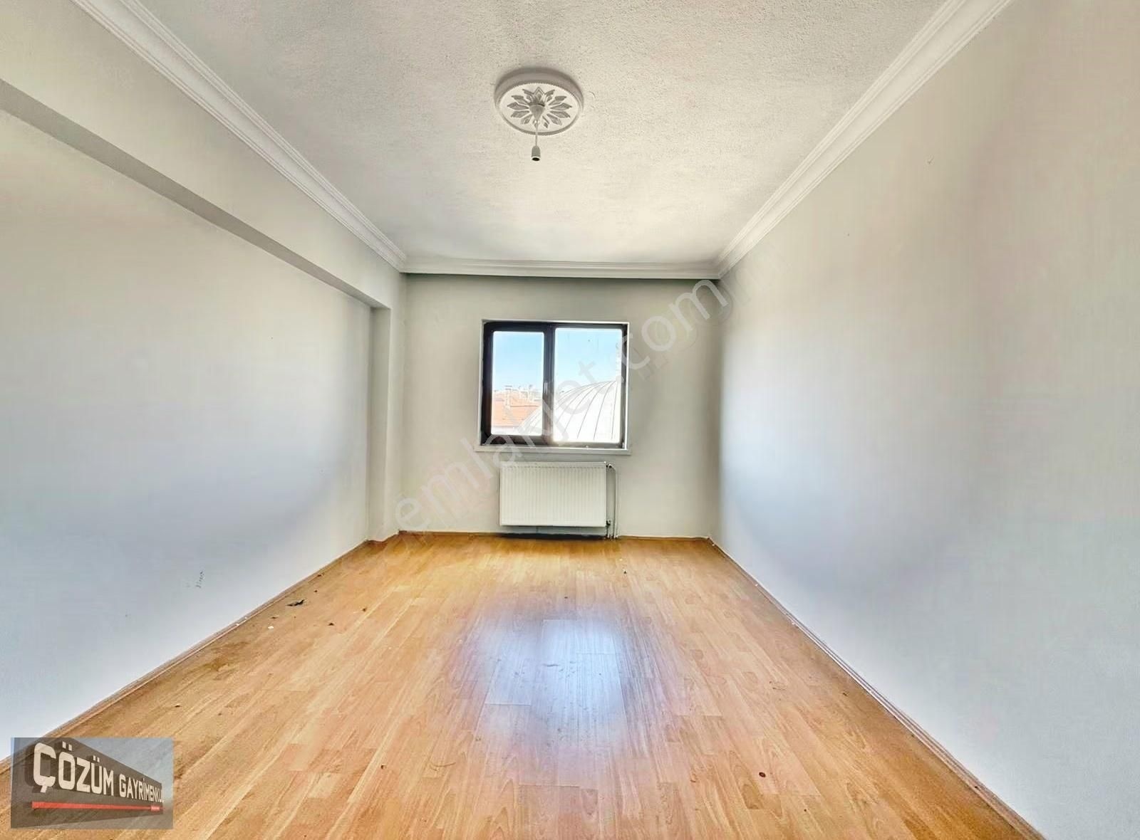 Çözüm Bağlum Merkezde 3+1 150 M2 Çok Geniş Çift Banyo Asansörlü - Görsel 27