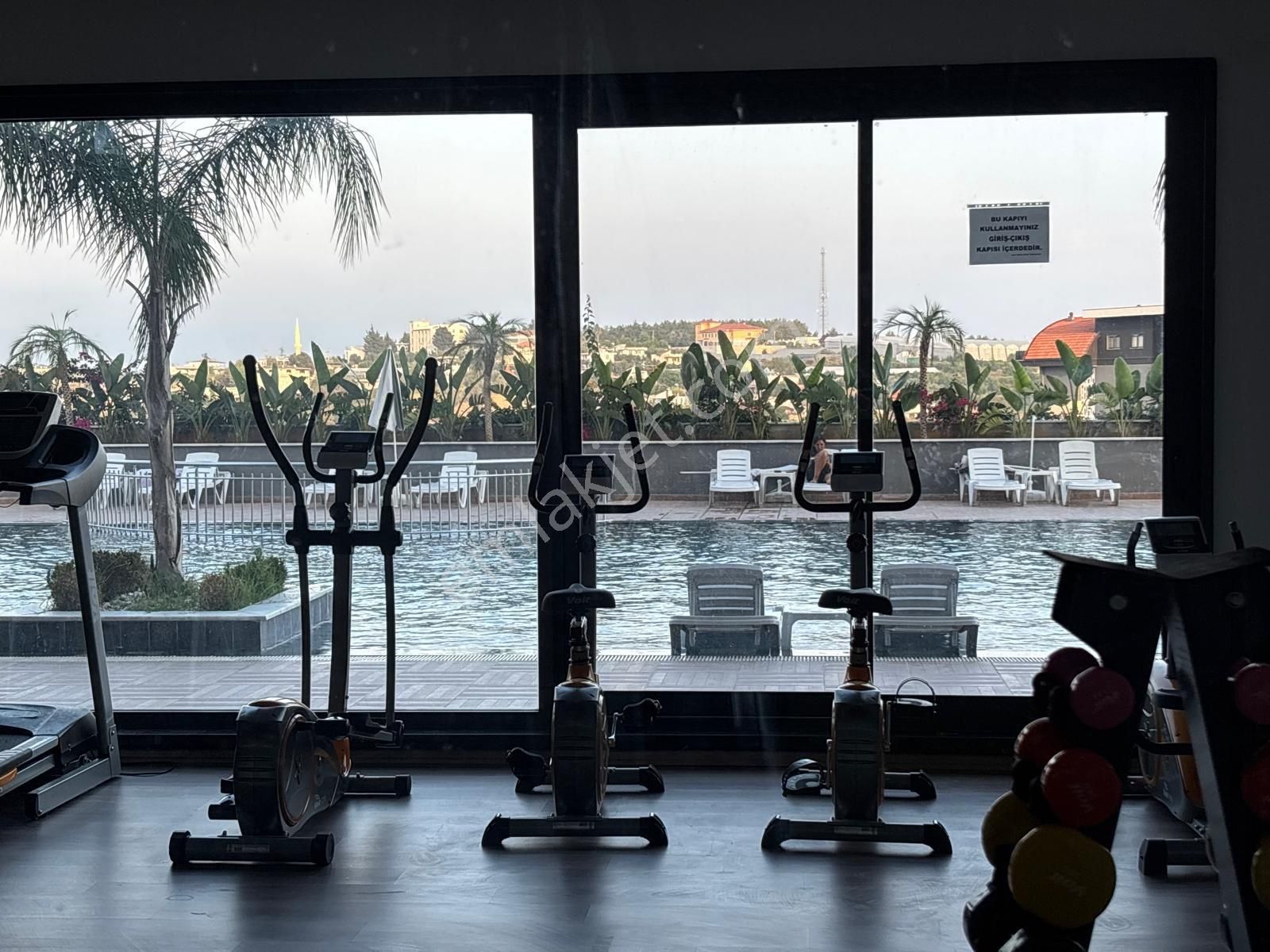 Alanya Avsallarda Full Aktiviteli Sitede 1+1 Kiralık Daire - Görsel 2