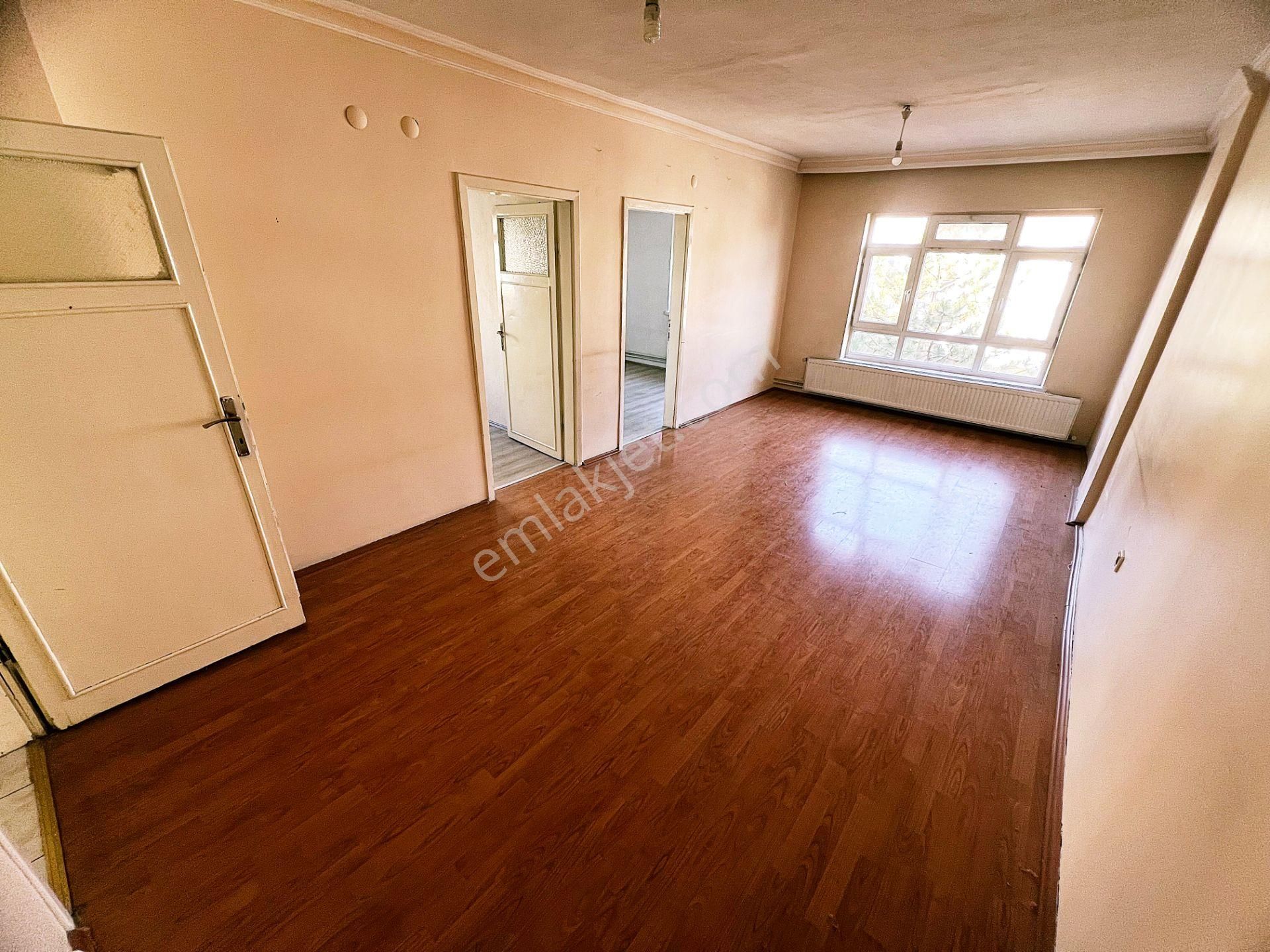 Cihandan Ayvalı Mah Seval Cadde Yakını Katta 3+1 Satlık Daire - Görsel 8