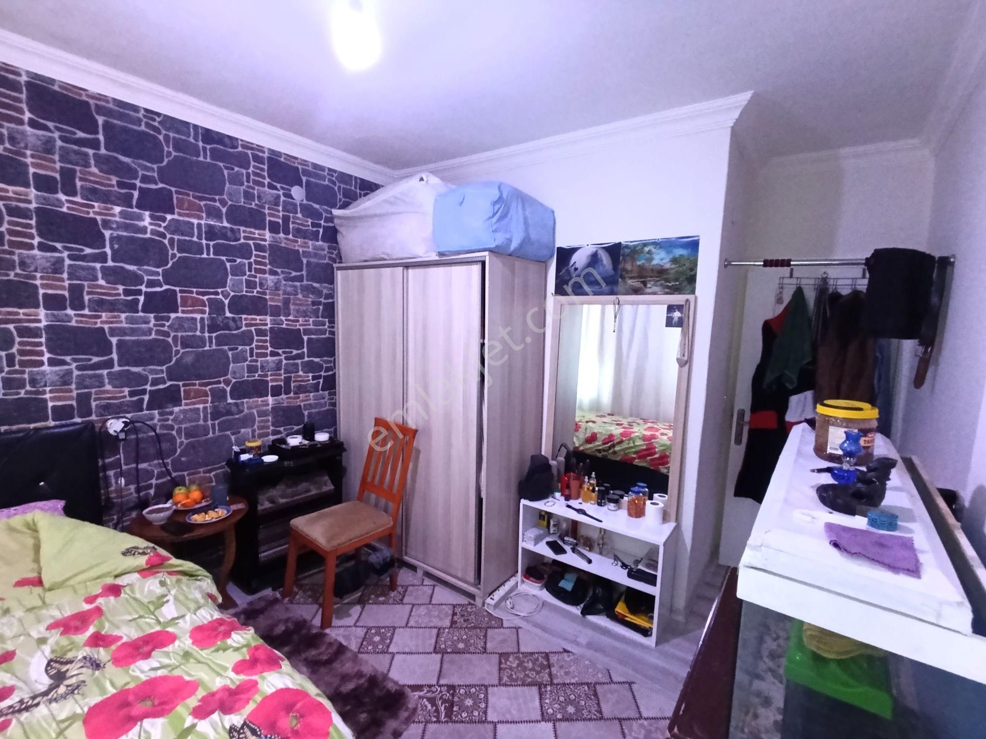 Konukseverde , İçi Yenilenmiş , Her Yere Yakın 3+1 Satılık Daire - Görsel 12