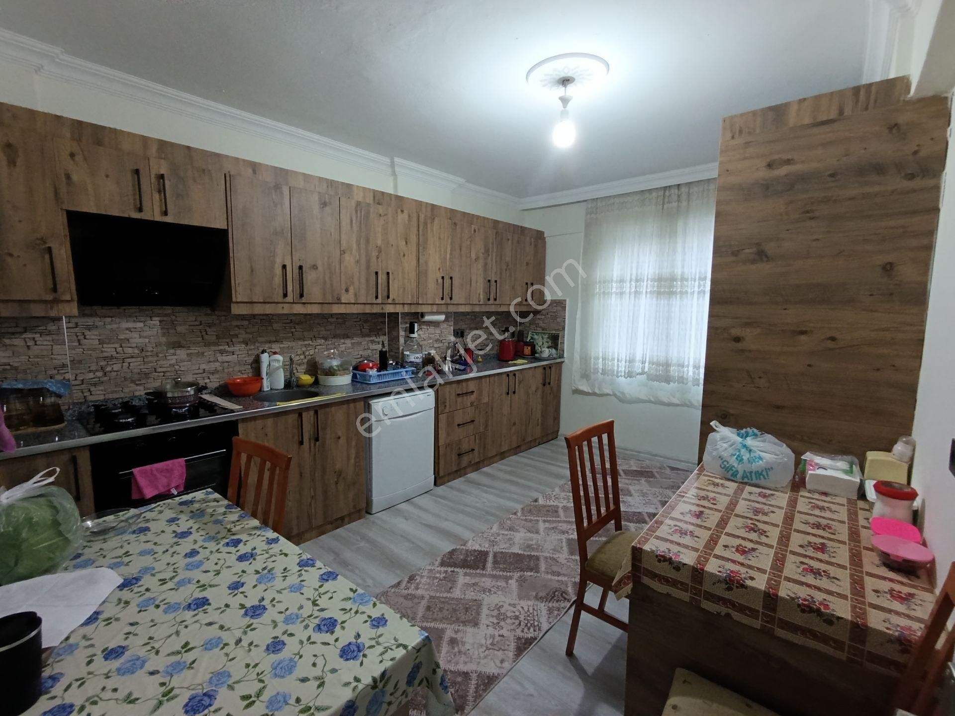 Konukseverde , İçi Yenilenmiş , Her Yere Yakın 3+1 Satılık Daire - Görsel 20