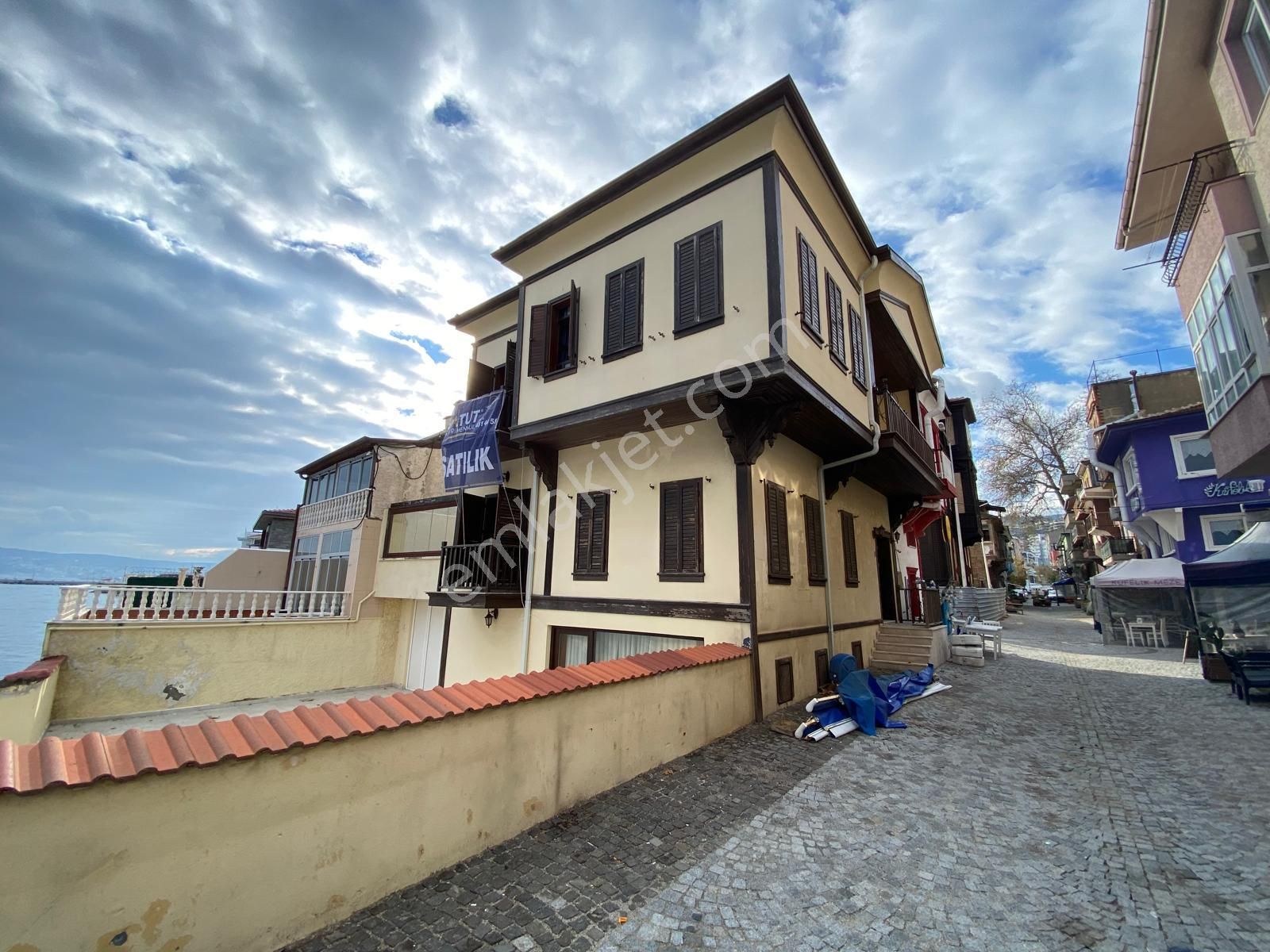 Bursa Mudanya Halitpaşa Da Denize Sıfır Satılık Yalı - Görsel 5