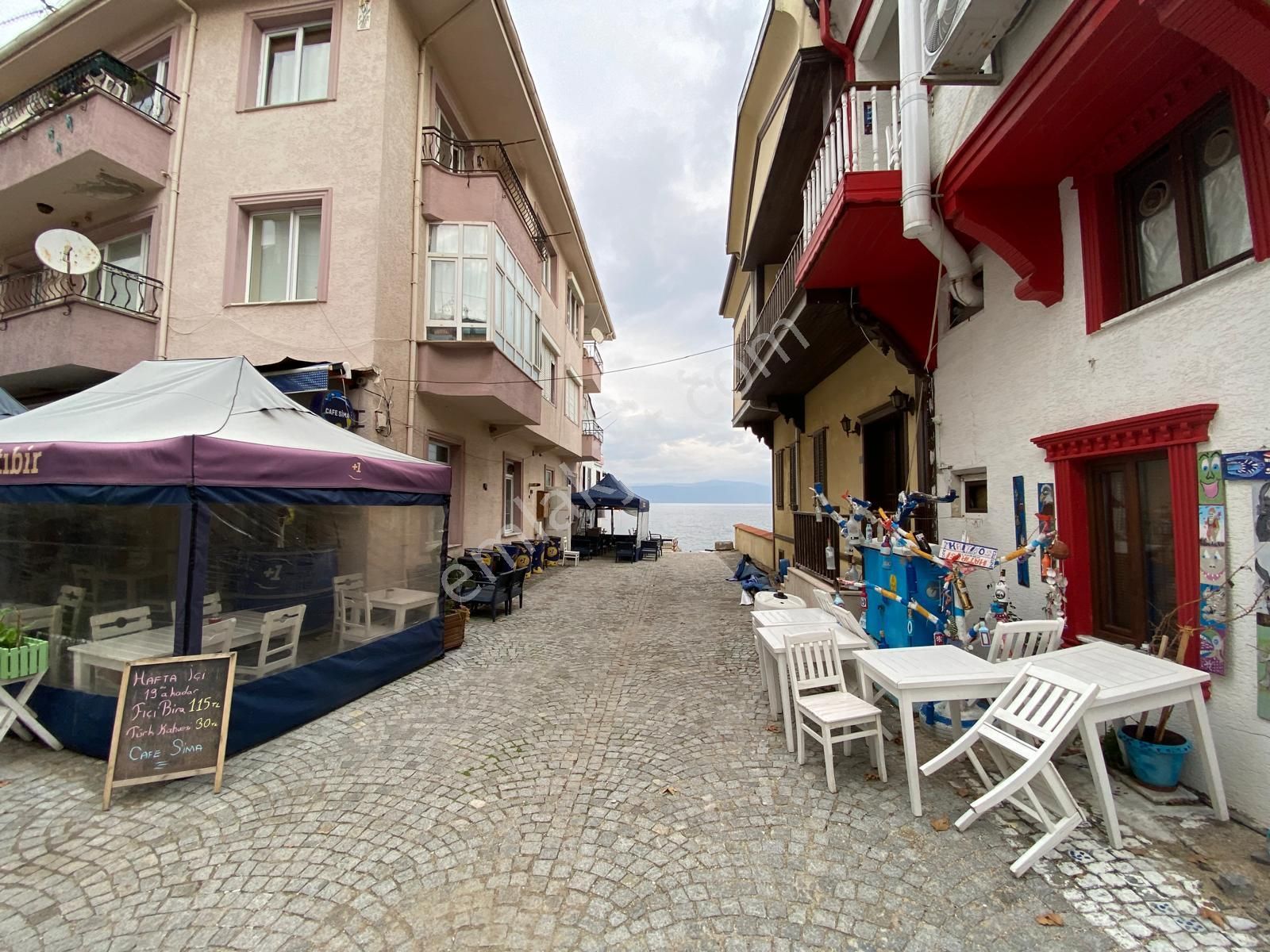 Bursa Mudanya Halitpaşa Da Denize Sıfır Satılık Yalı - Görsel 23