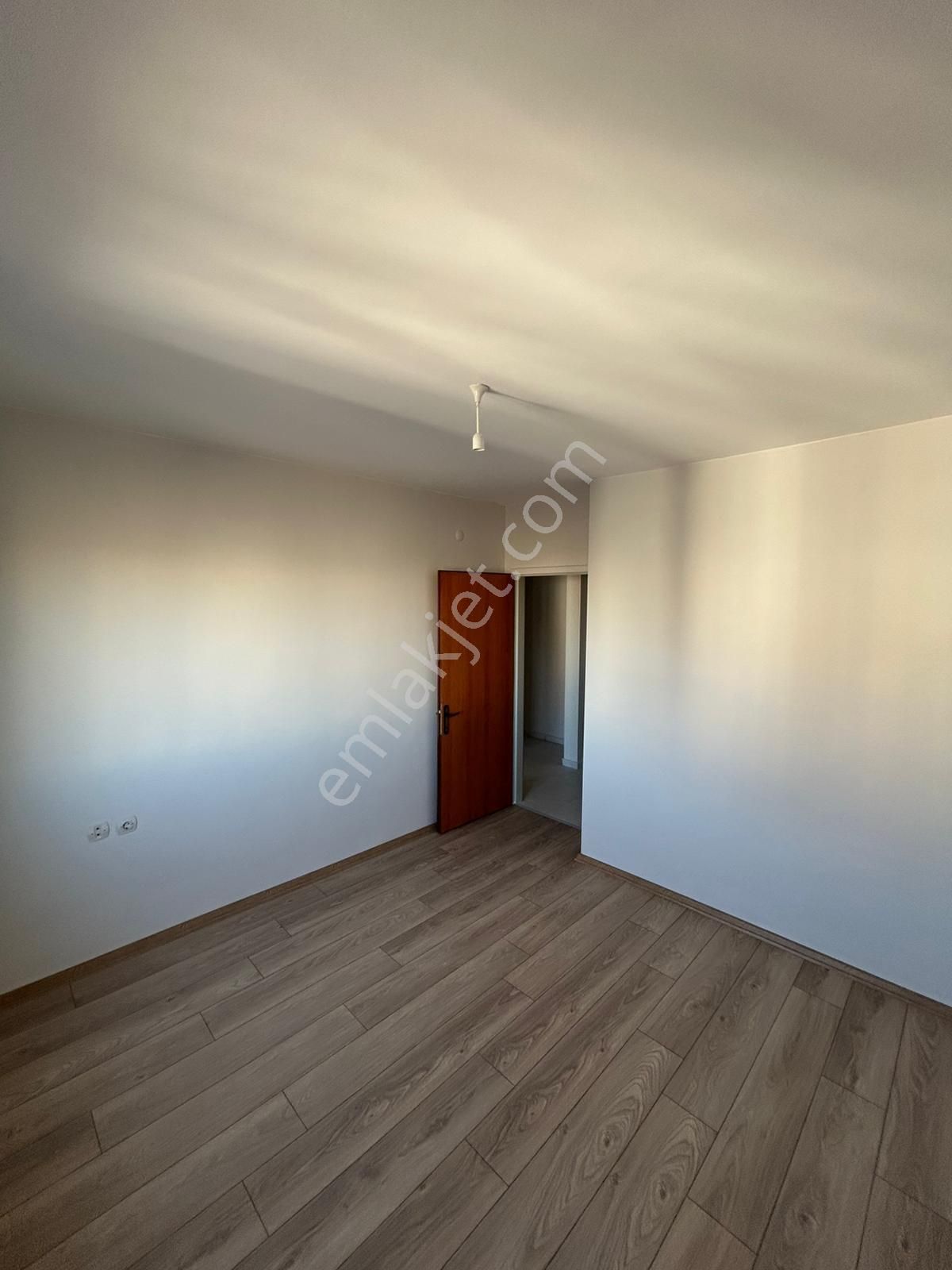 Elisa Gyo// Beyazşehirin Merkezinde 3+1 Ara Kat Yüksek Krediye Uygun Hemen Oturulur Daire - Görsel 19