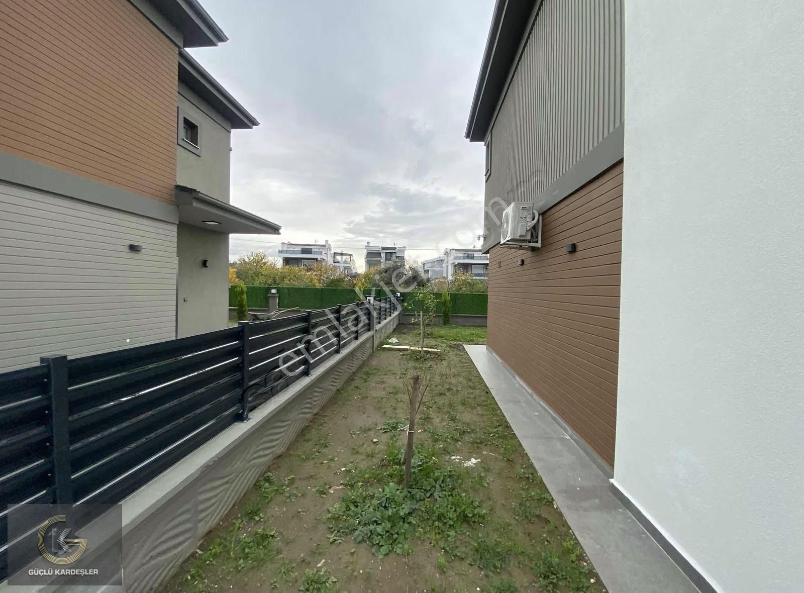 Güçlü Kardeşler Fener Bölgesinde Özel Havuzlu Ultra Lüks Villa - Görsel 29