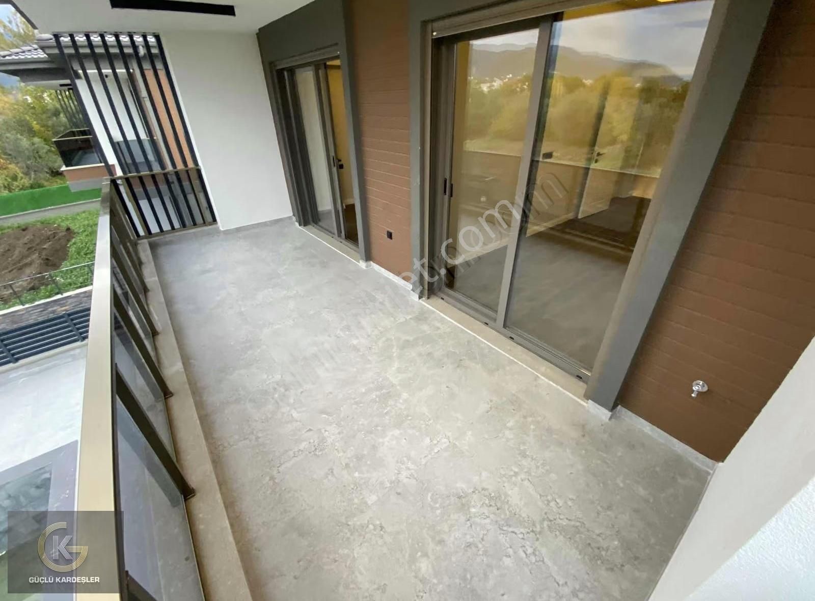 Güçlü Kardeşler Fener Bölgesinde Özel Havuzlu Ultra Lüks Villa - Görsel 14