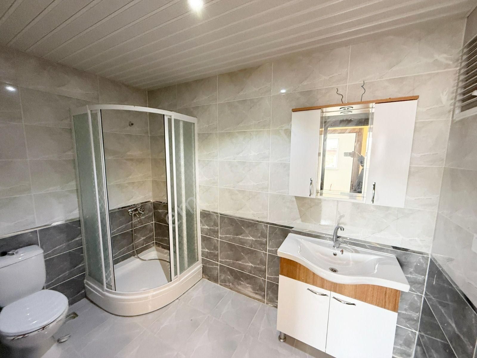 Keciören Hisar Mahallesinde Enüst Kat 3+1 Teras Balkonlu Fırsat Daire - Görsel 11