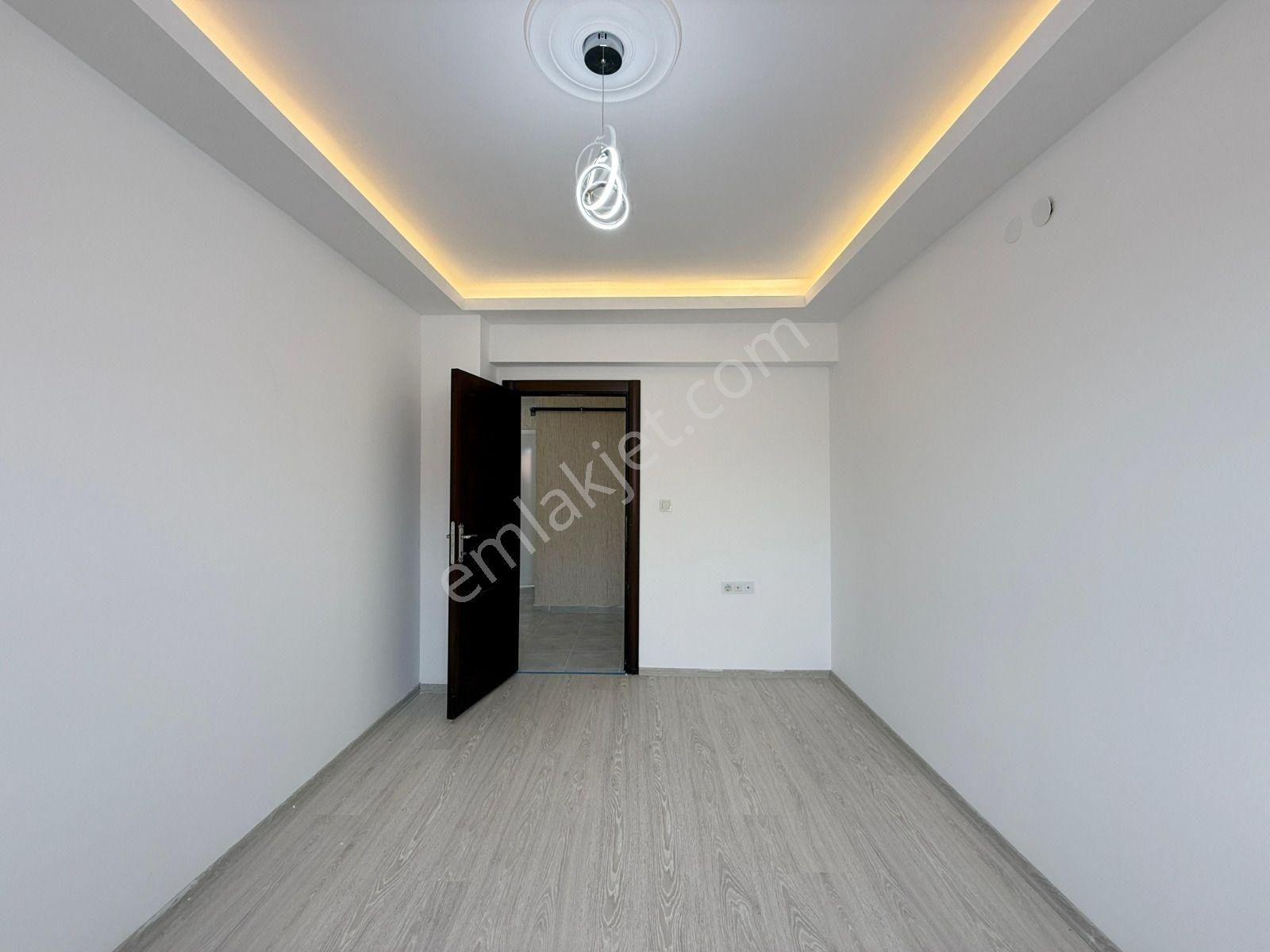 Keciören Hisar Mahallesinde Enüst Kat 3+1 Teras Balkonlu Fırsat Daire - Görsel 14