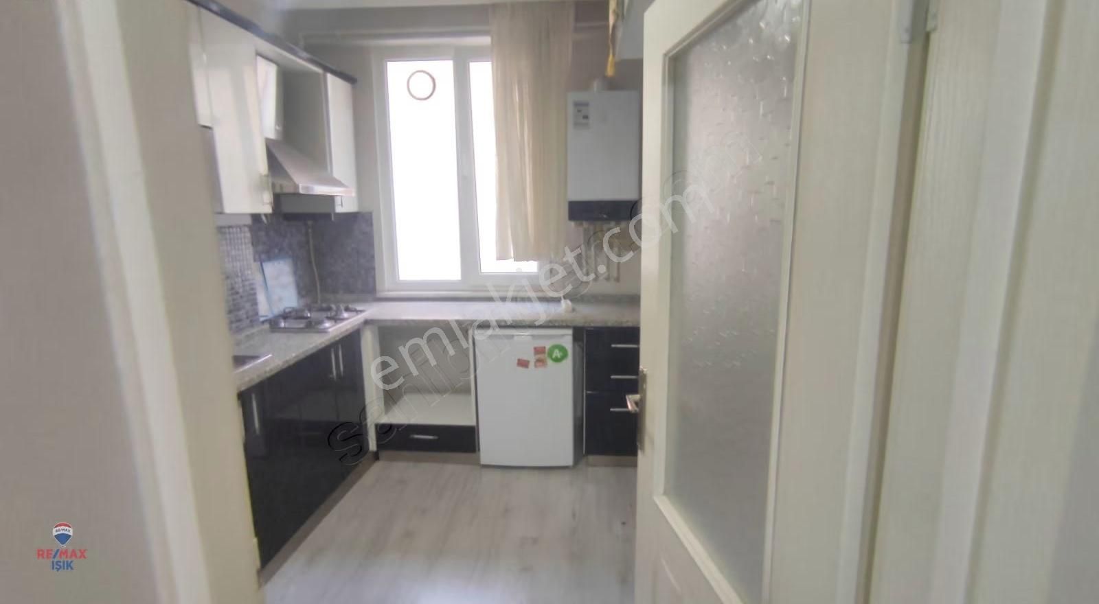 Meclis Mahallesi'nde Merkezi Konumda Geniş 2+1 - Görsel 4