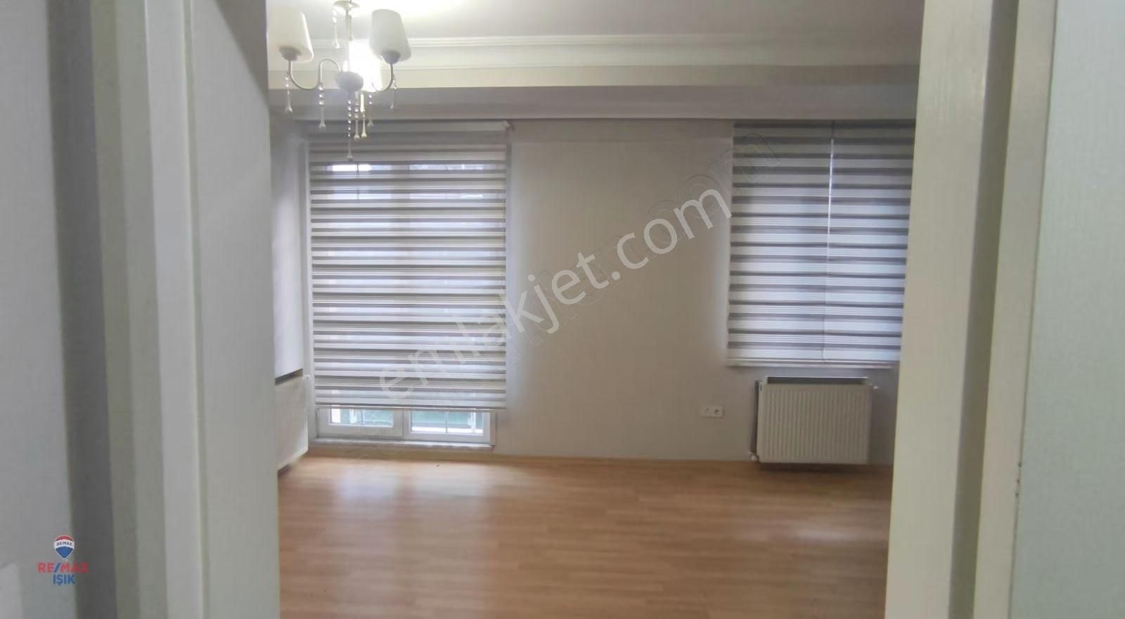 Meclis Mahallesi'nde Merkezi Konumda Geniş 2+1 - Görsel 35