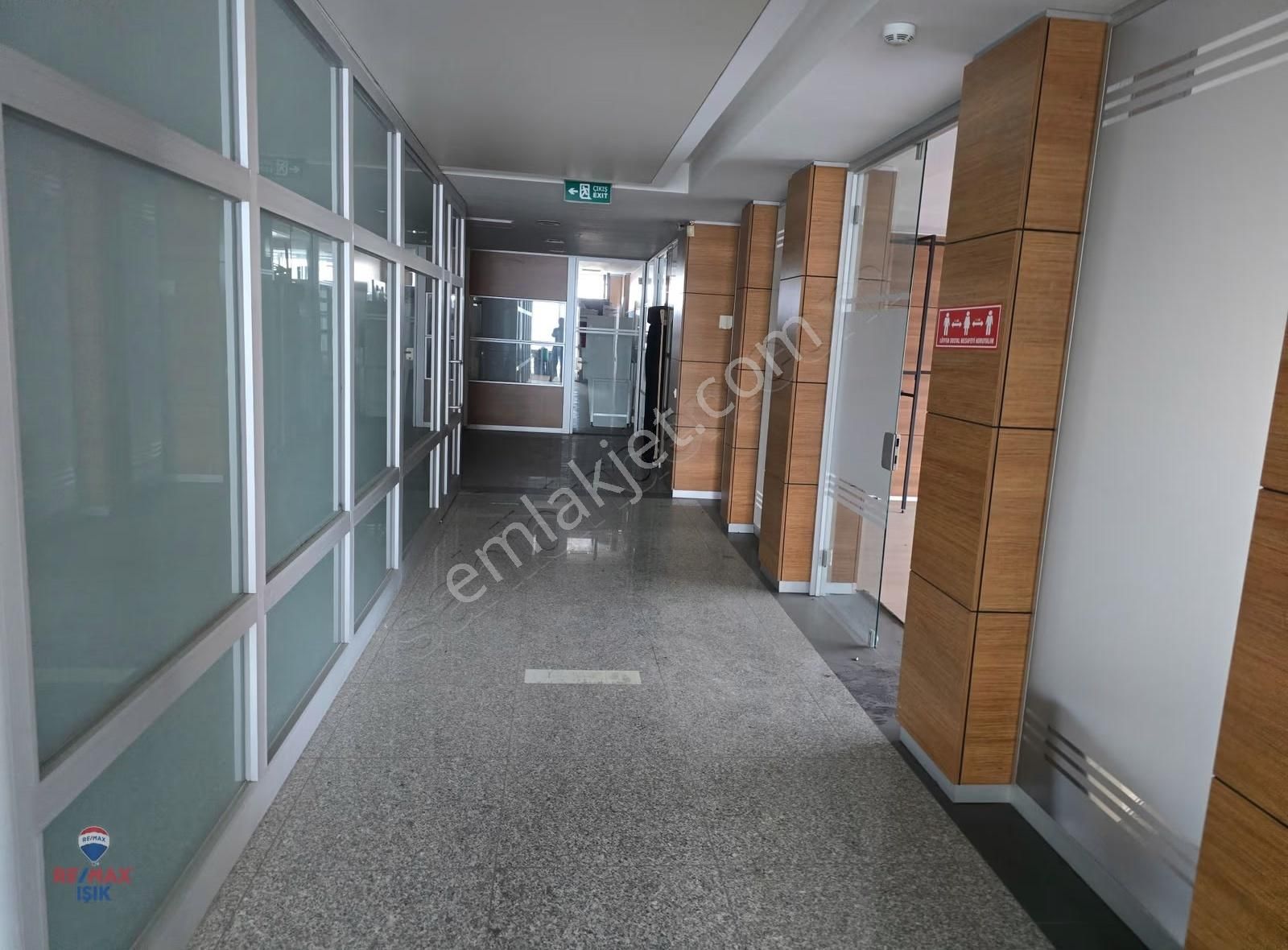 Tek Katta 2400m2 Çok Amaçlı Ofisli-alternatifli - Görsel 17