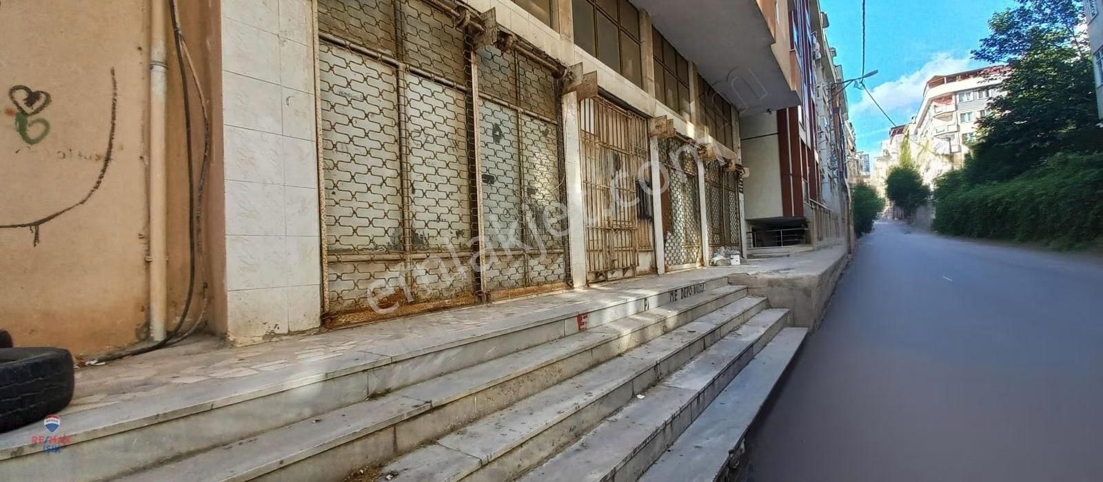 Maltepe Zümrütevler Mahallesi'nde E5'e Yakın Çok Amaçlı 750 M² - Görsel 5