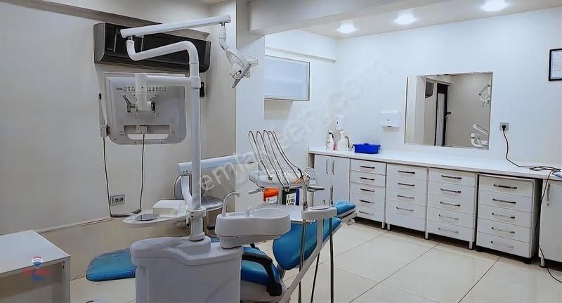 Turizm Ruhsatlı Tam Donanımlı Müşterisi Hazır Diş Kliniği - Görsel 6