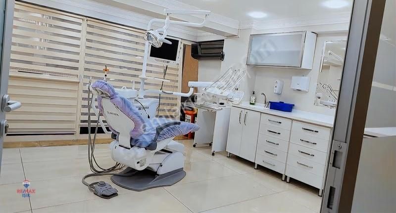 Turizm Ruhsatlı Tam Donanımlı Müşterisi Hazır Diş Kliniği - Görsel 11