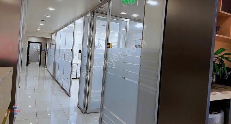 Turizm Ruhsatlı Tam Donanımlı Müşterisi Hazır Diş Kliniği - Görsel 27