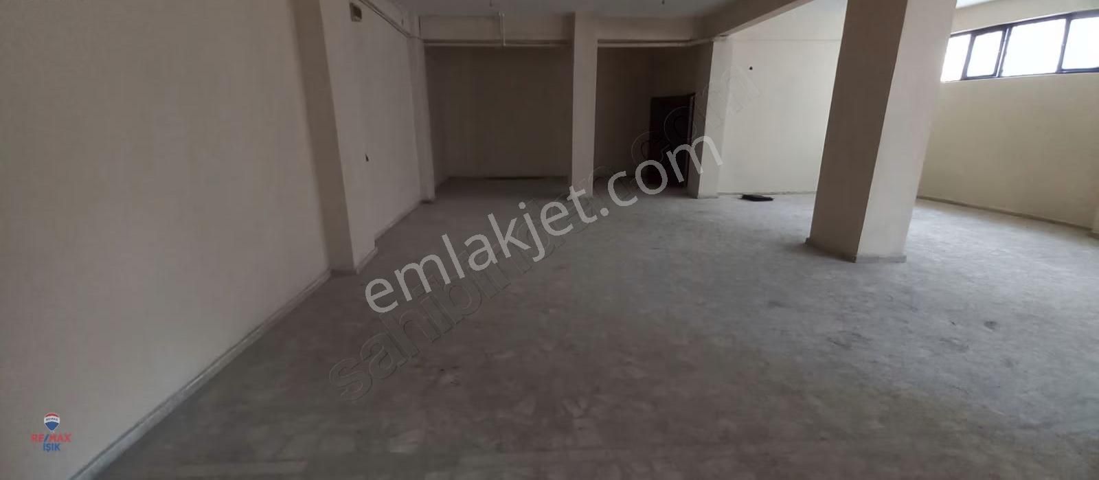 Ferhatpaşada Masrafsız Zemine Basar Ağır Tonaja Uygun Çok Amaçlı - Görsel 23