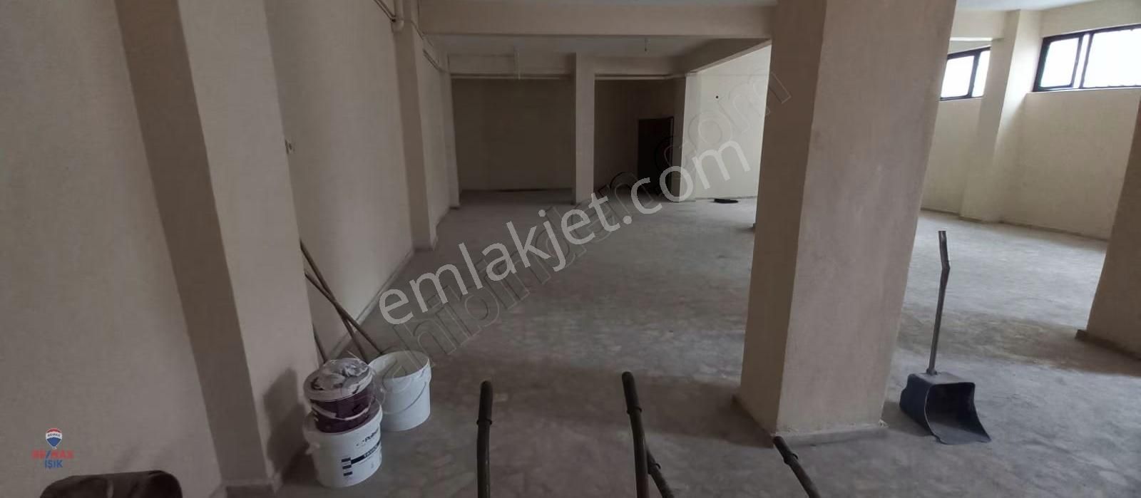 Ferhatpaşada Masrafsız Zemine Basar Ağır Tonaja Uygun Çok Amaçlı - Görsel 9