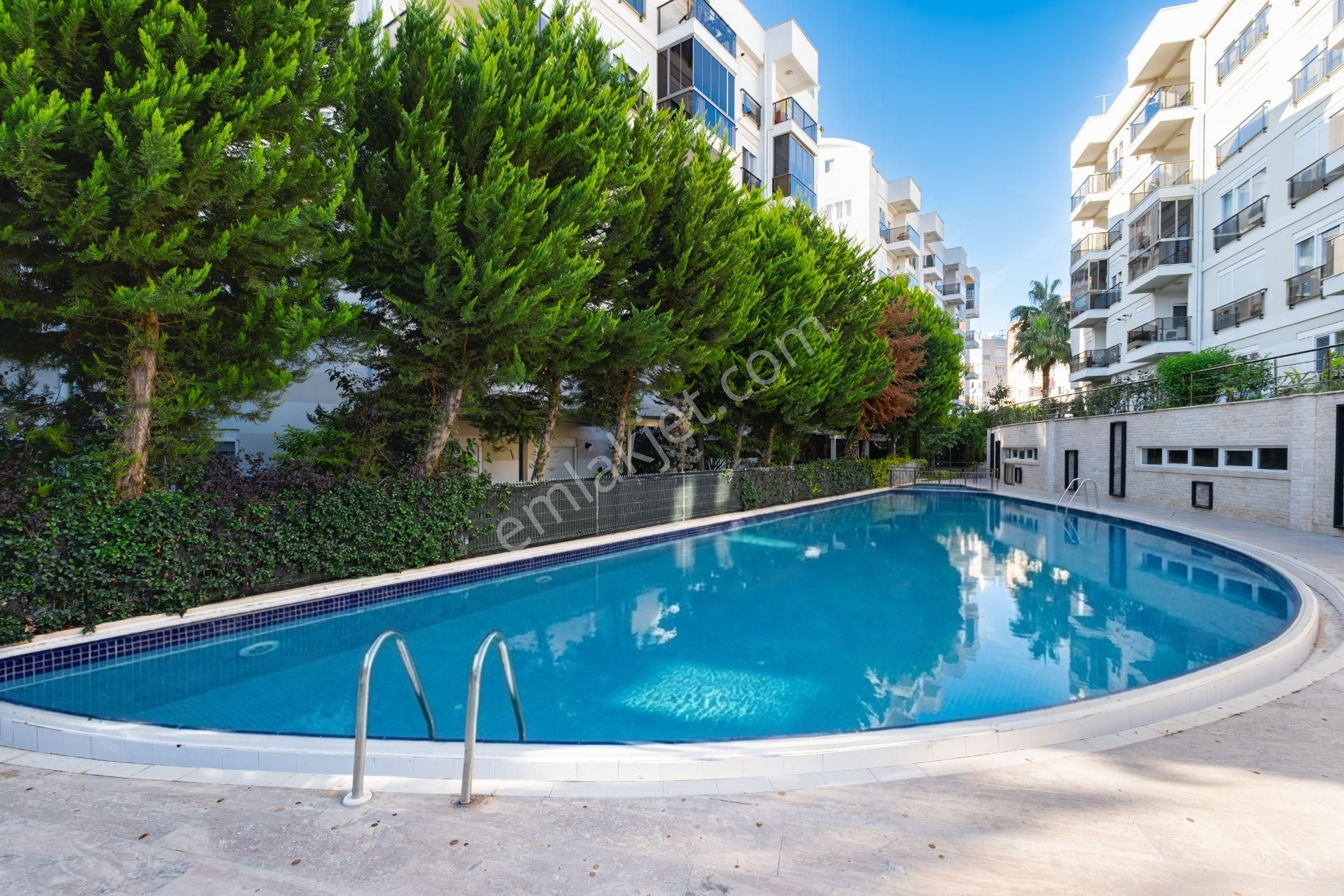 Meydankavağında Ödüllü Site İçi G.odalı Fırsat 3+1 Dubleks - Görsel 5