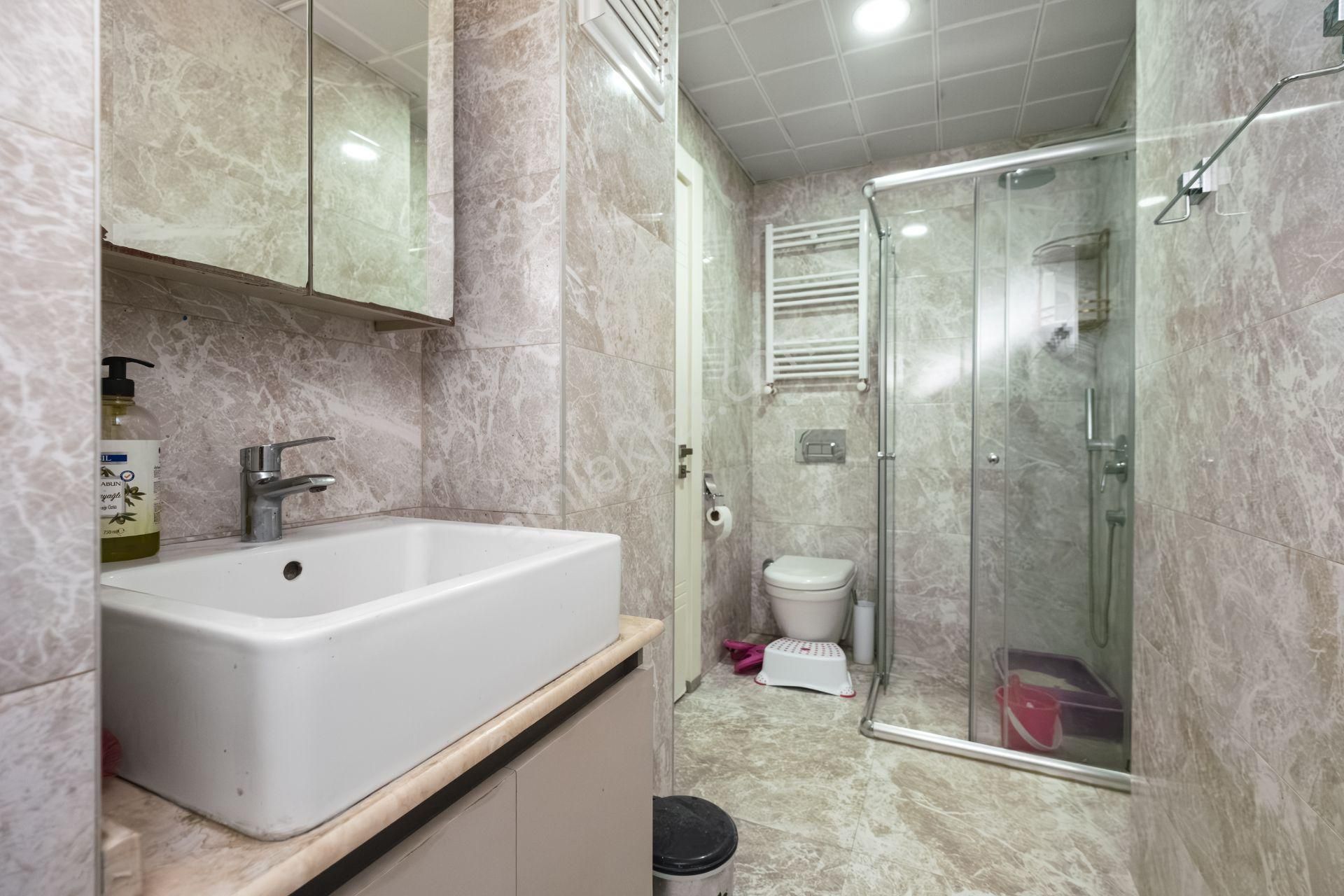 Meydankavağında Ödüllü Site İçi G.odalı Fırsat 3+1 Dubleks - Görsel 19