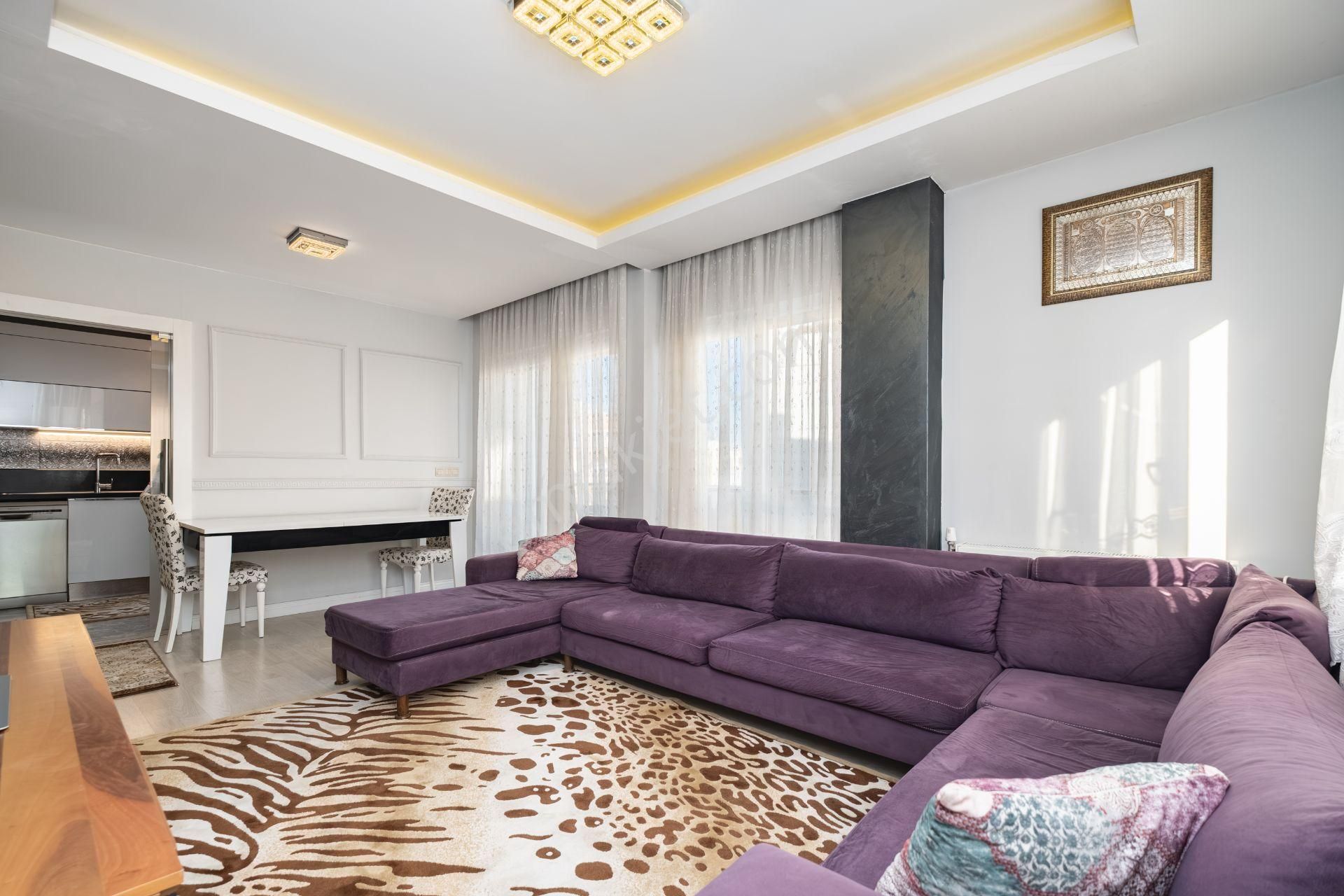 Meydankavağında Ödüllü Site İçi G.odalı Fırsat 3+1 Dubleks - Görsel 9