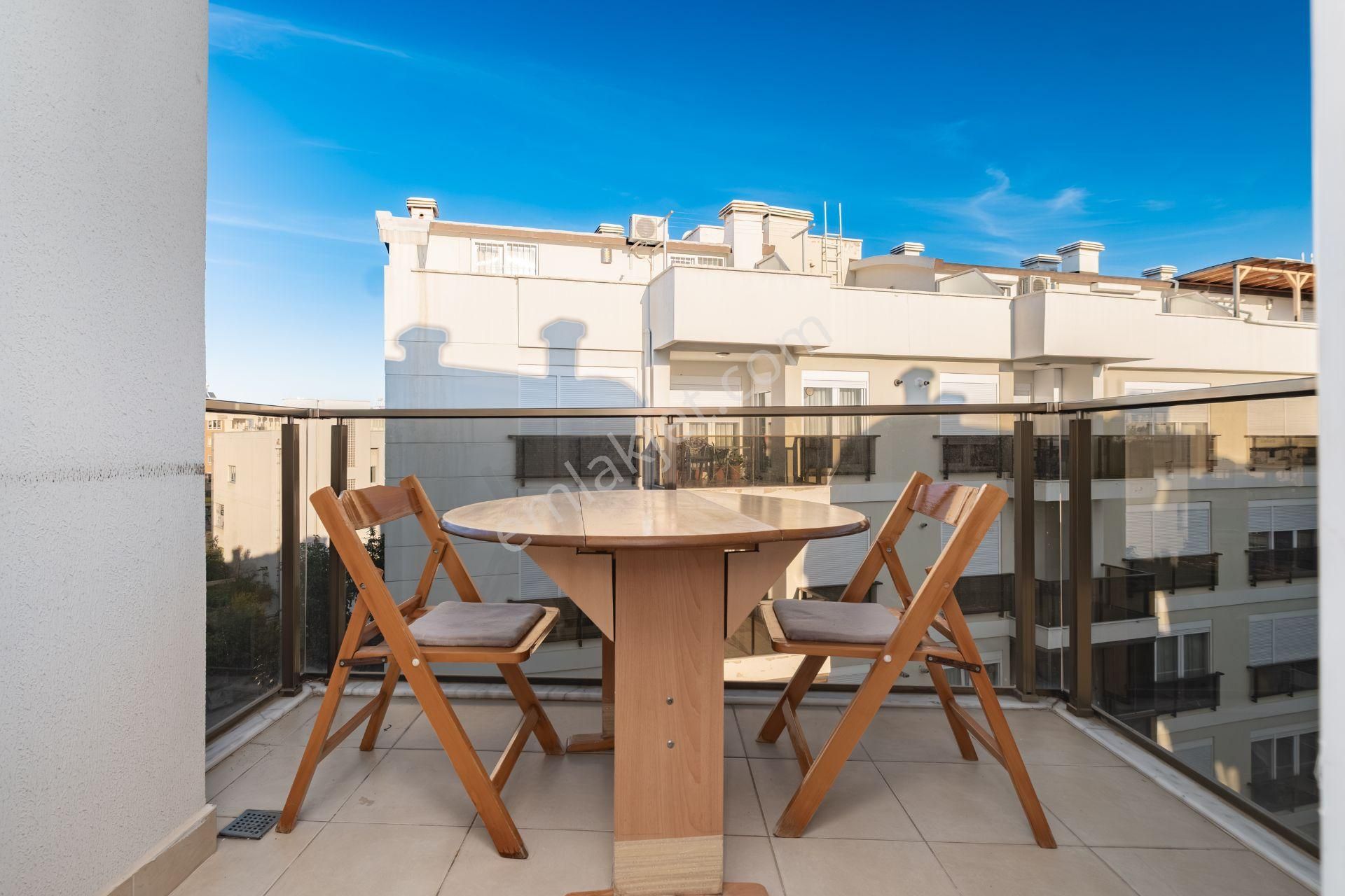 Meydankavağında Ödüllü Site İçi G.odalı Fırsat 3+1 Dubleks - Görsel 14