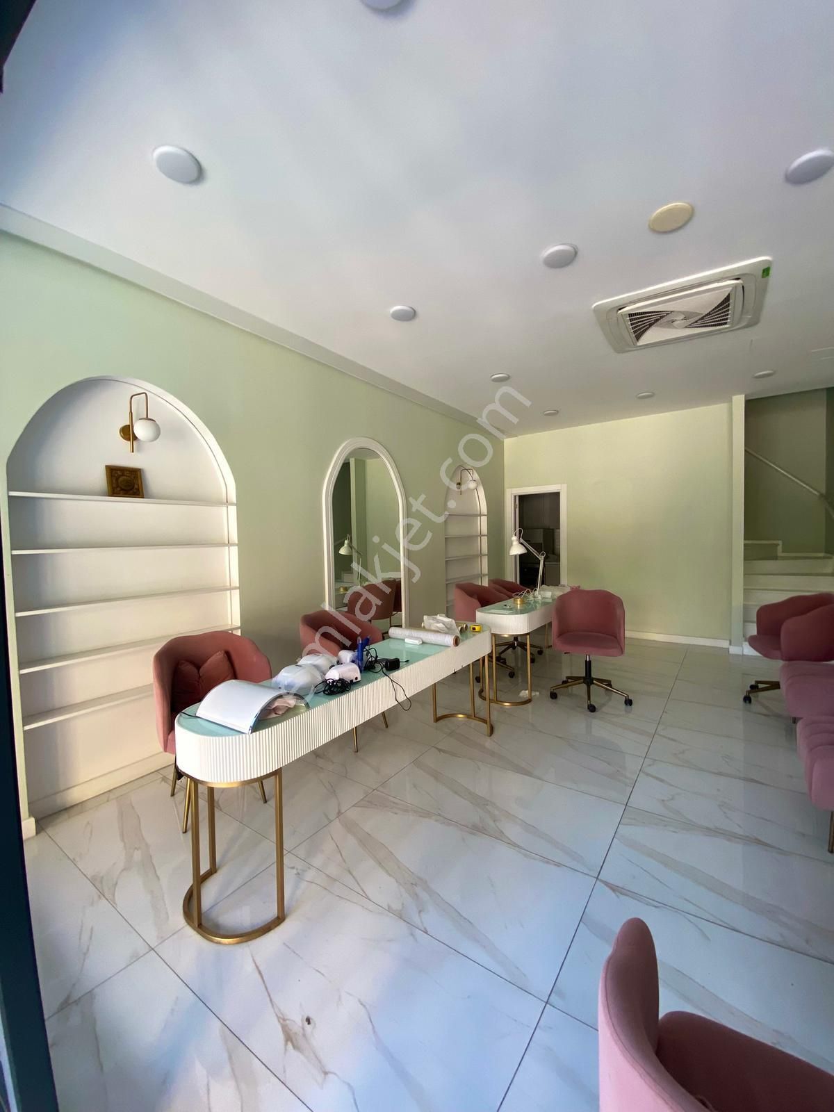 Redstone Nüans'tan Halkalı Merkez'de 100 M2 Kiralık İş Yeri - Görsel 4