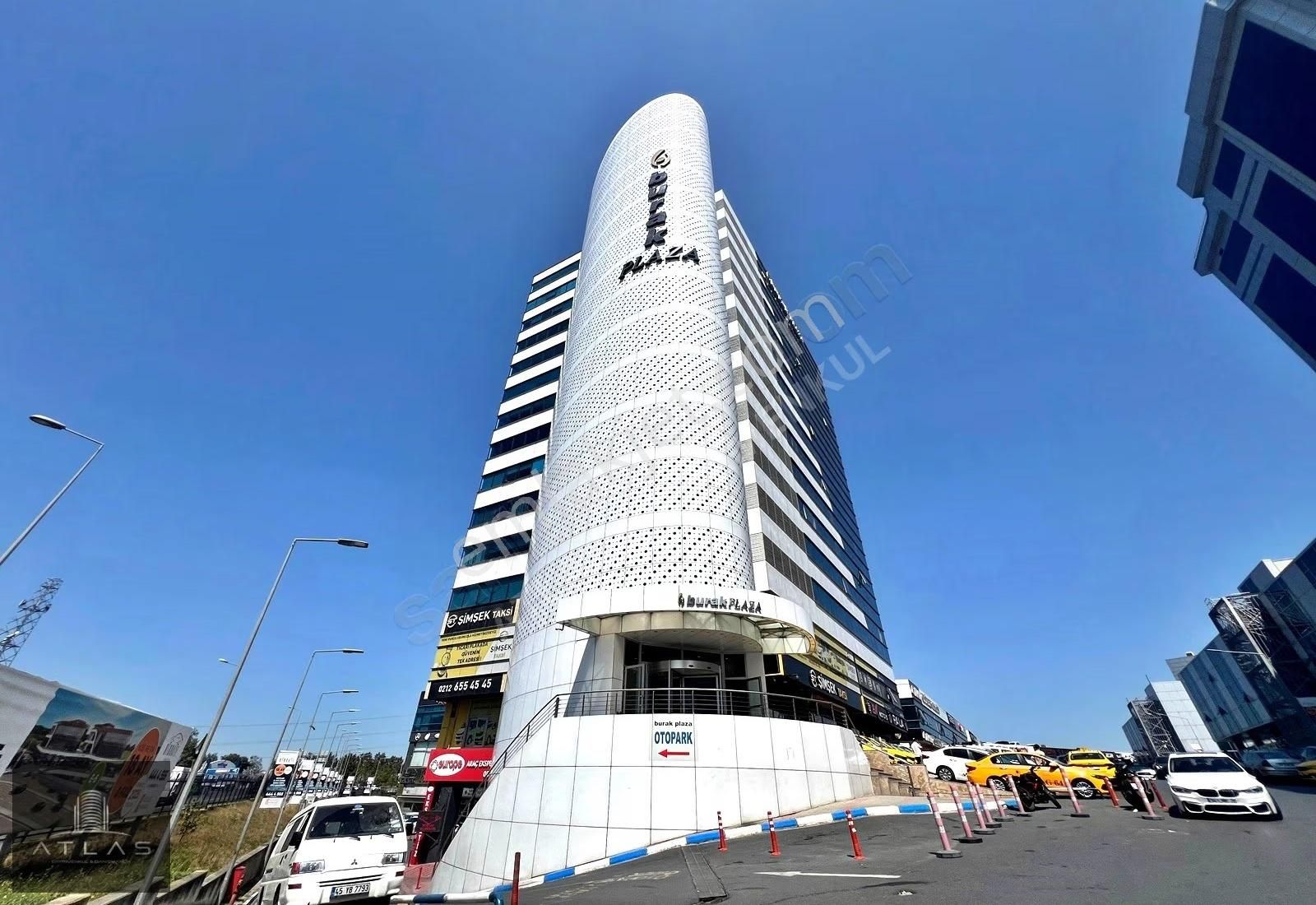 Atlas'tan İstoç Burak Plaza'da, 500 M2 İşyeri & Büro & Ofis Katı