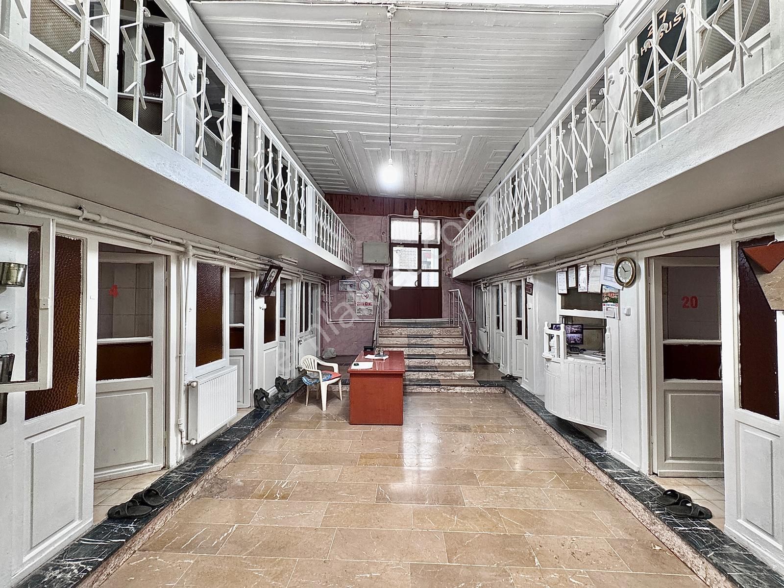 Goldhouse Dan Satılık Tarihi Horhor Hamamı - Görsel 12