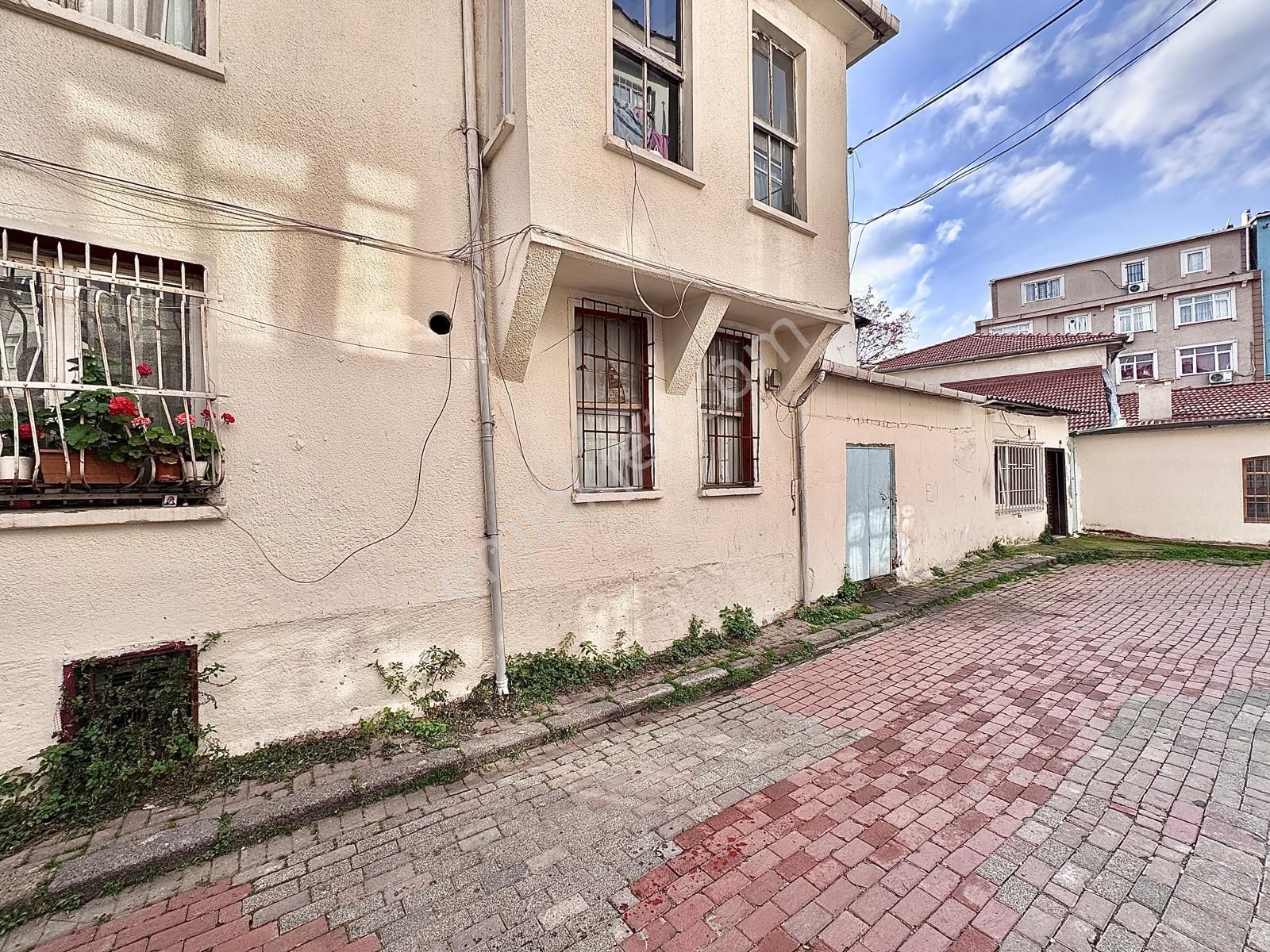 Goldhouse Dan Satılık Tarihi Horhor Hamamı - Görsel 27