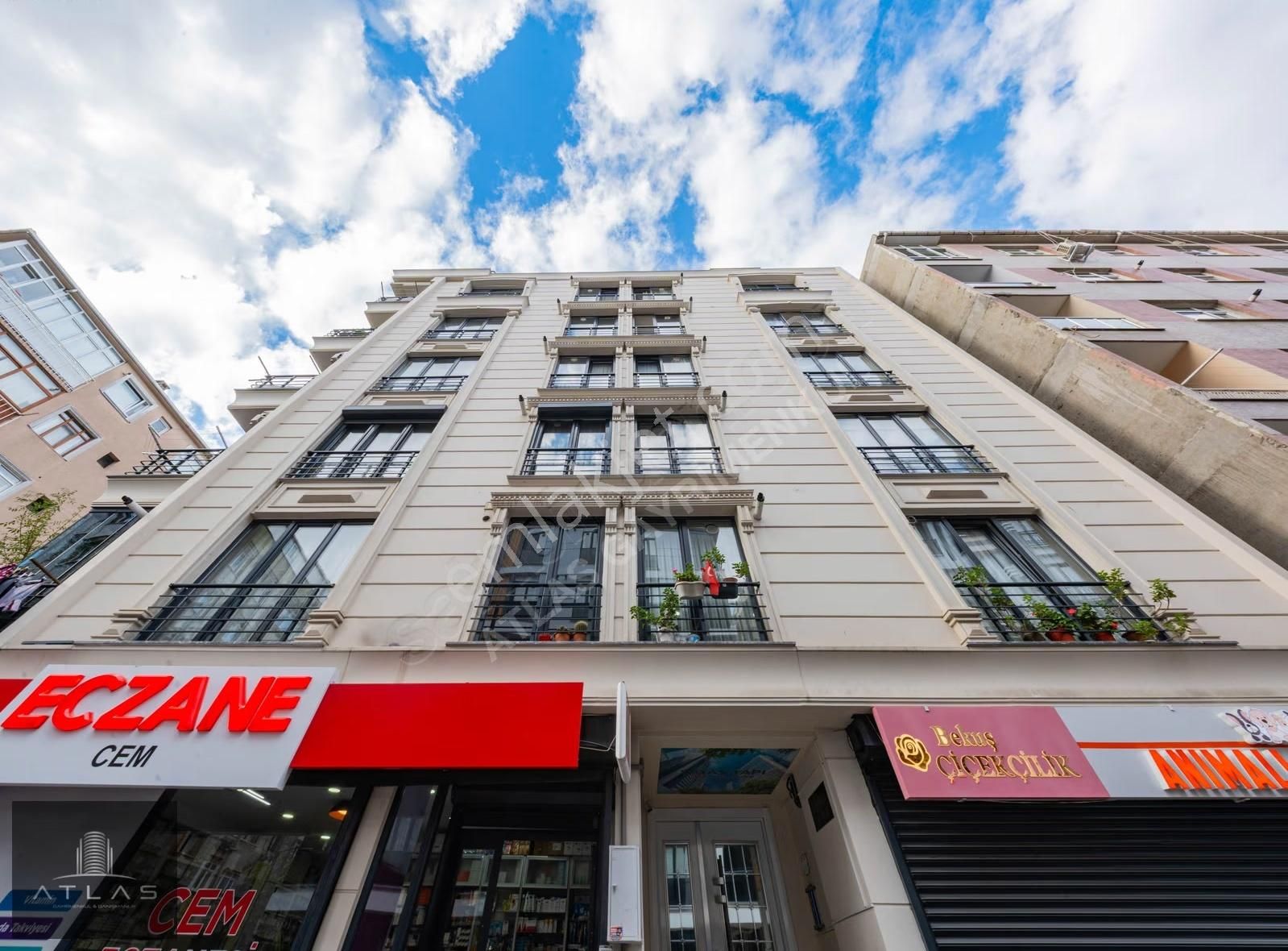 Atlastan, Siyavuşpaşada, Yeni Binada, 4+1, 153m2, Lüx! - Görsel 2