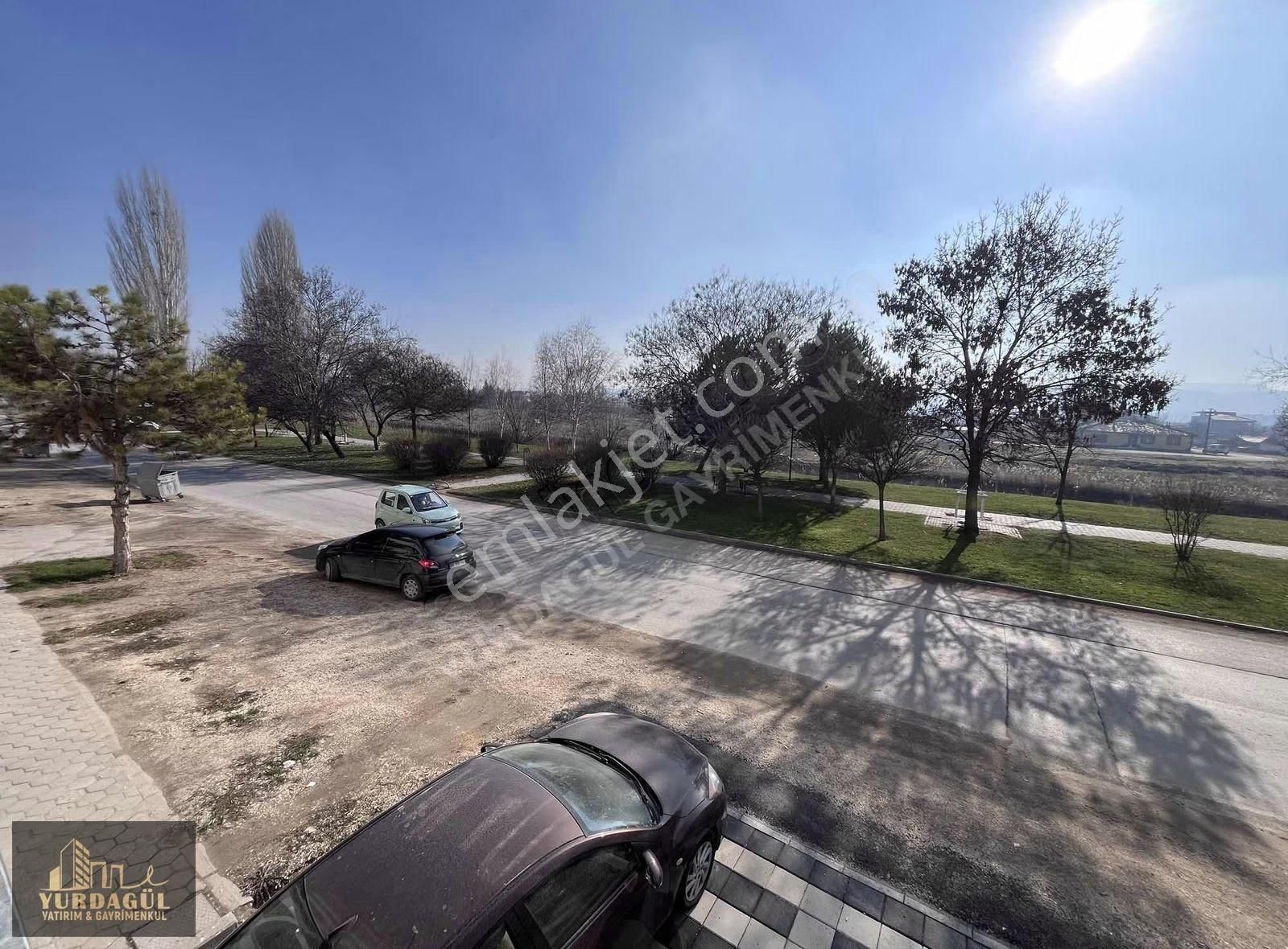 Yurdagül Yatırım'dan Çamlıca Birlik Caddesi Üzeri 65m2 1.kat 2+0 - Görsel 7