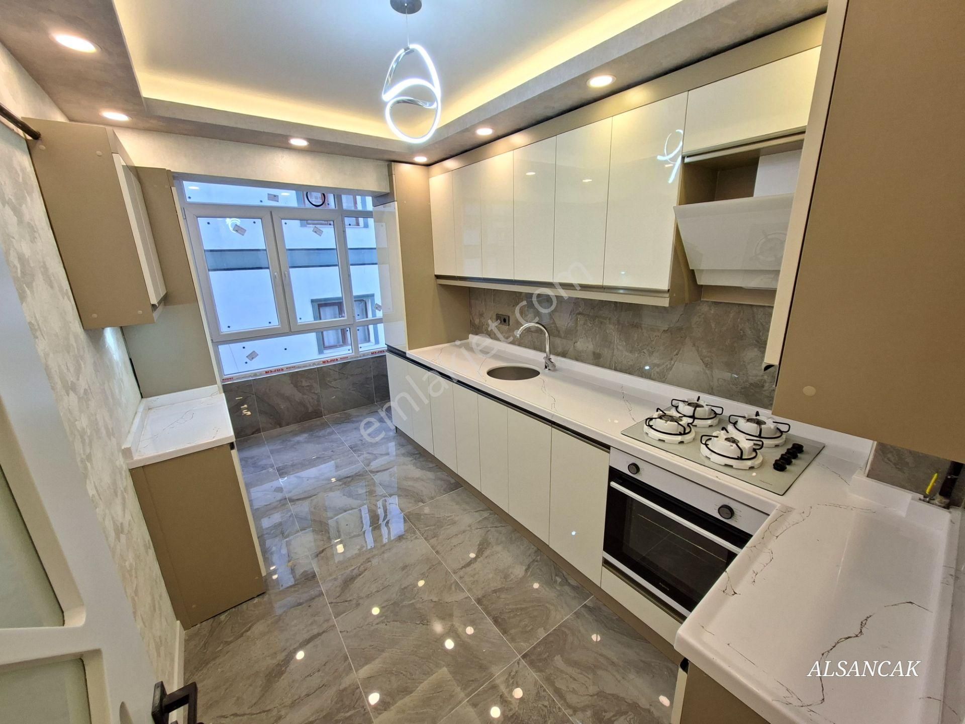 Süvari Mahallesi Cadde Üzeri 3+1 Orta Kat Lüks Yapılı Daire - Görsel 5