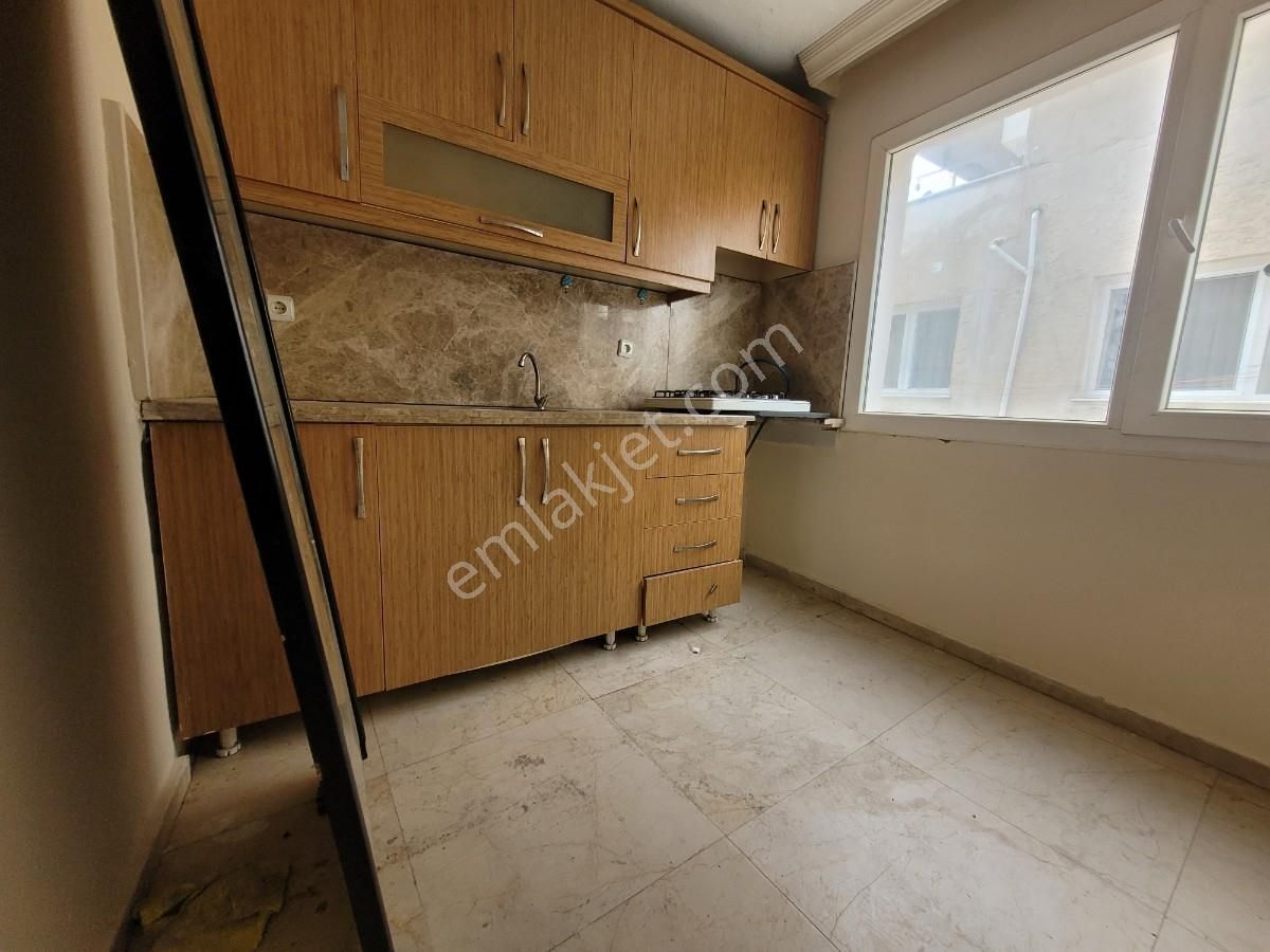 Bornova Kız Yurdu Yakını Kiralık 2+1 Daire| Açıklamayı Oku - Görsel 8