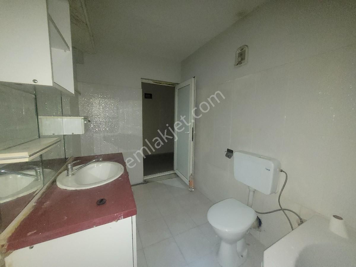 Bornova Kız Yurdu Yakını Kiralık 2+1 Daire| Açıklamayı Oku - Görsel 16