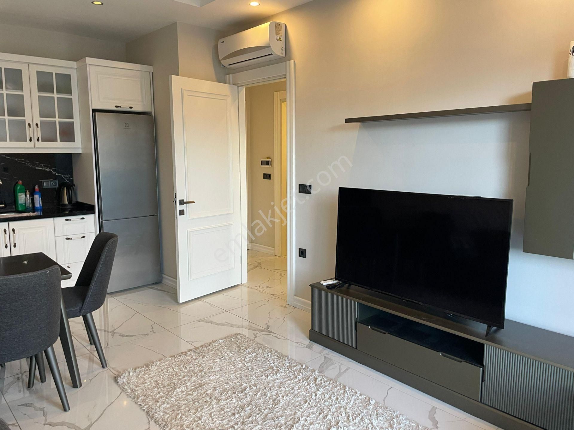 Denize Sıfır Full Aktiviteli Sitede Full Eşyalı 1+1 Daire - Görsel 4