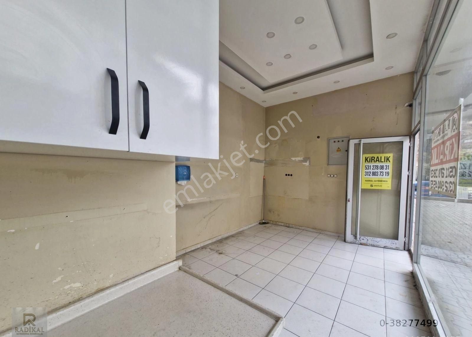 Bademlidere Mahallesi 257. Cadde Üzeri 26m2 Kiralık Kupon Dükkan-mağaza ........ - Görsel 12