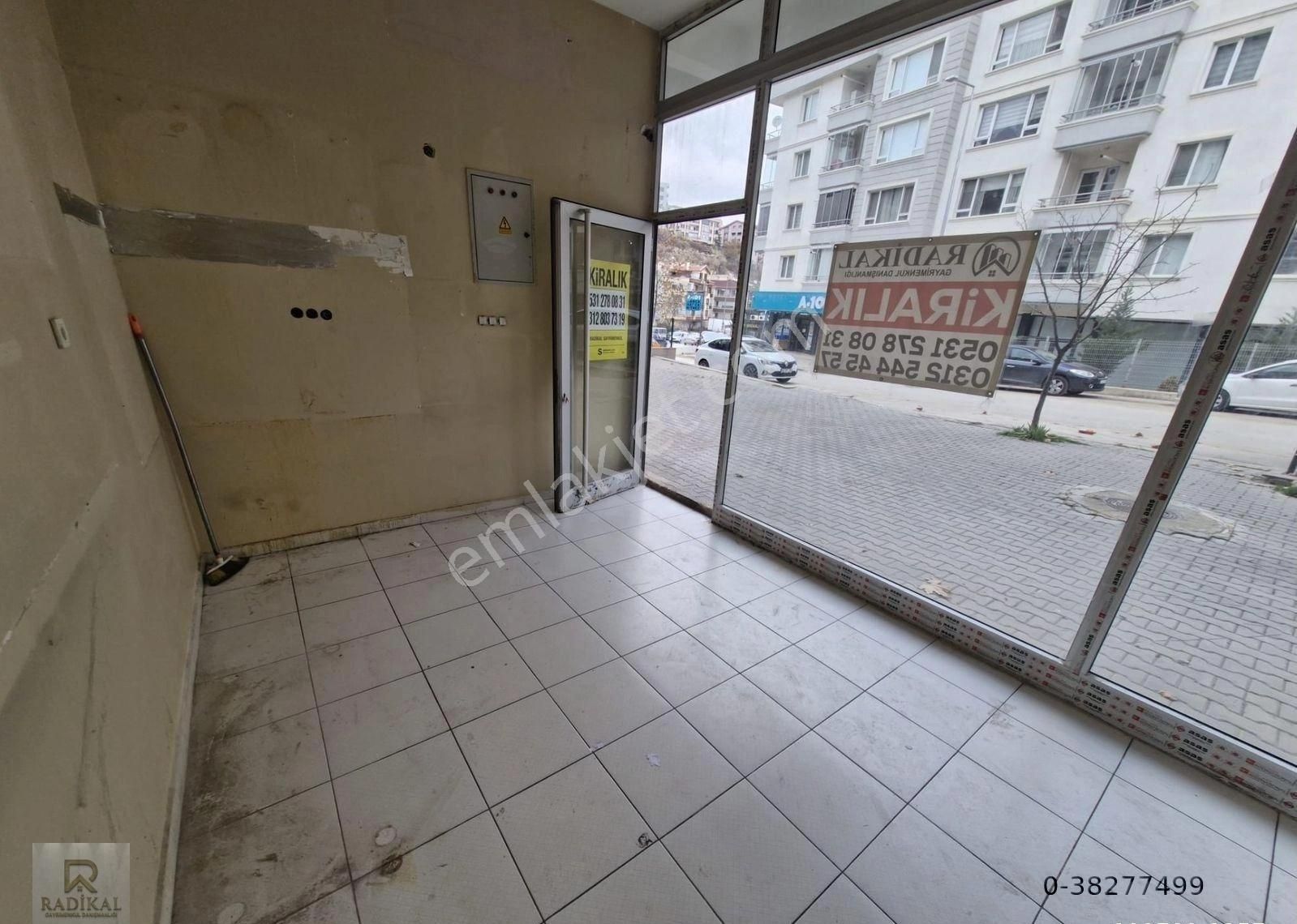 Bademlidere Mahallesi 257. Cadde Üzeri 26m2 Kiralık Kupon Dükkan-mağaza ........ - Görsel 15
