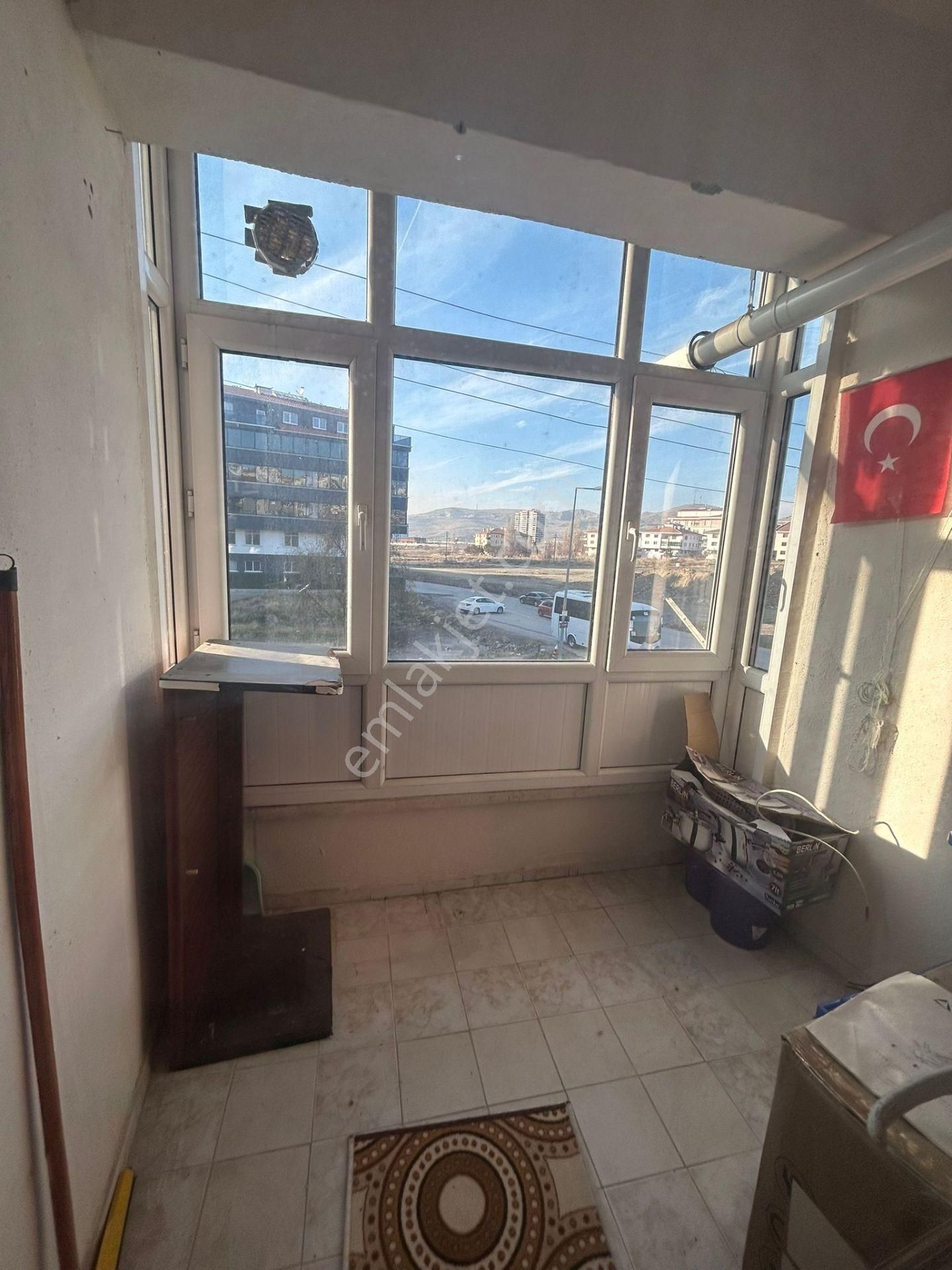 Eşyalı*kiralık*daire*kanuni Mah*merkez De*1 Ci Kat*1+1*geniş*kullanışlı* - Görsel 7