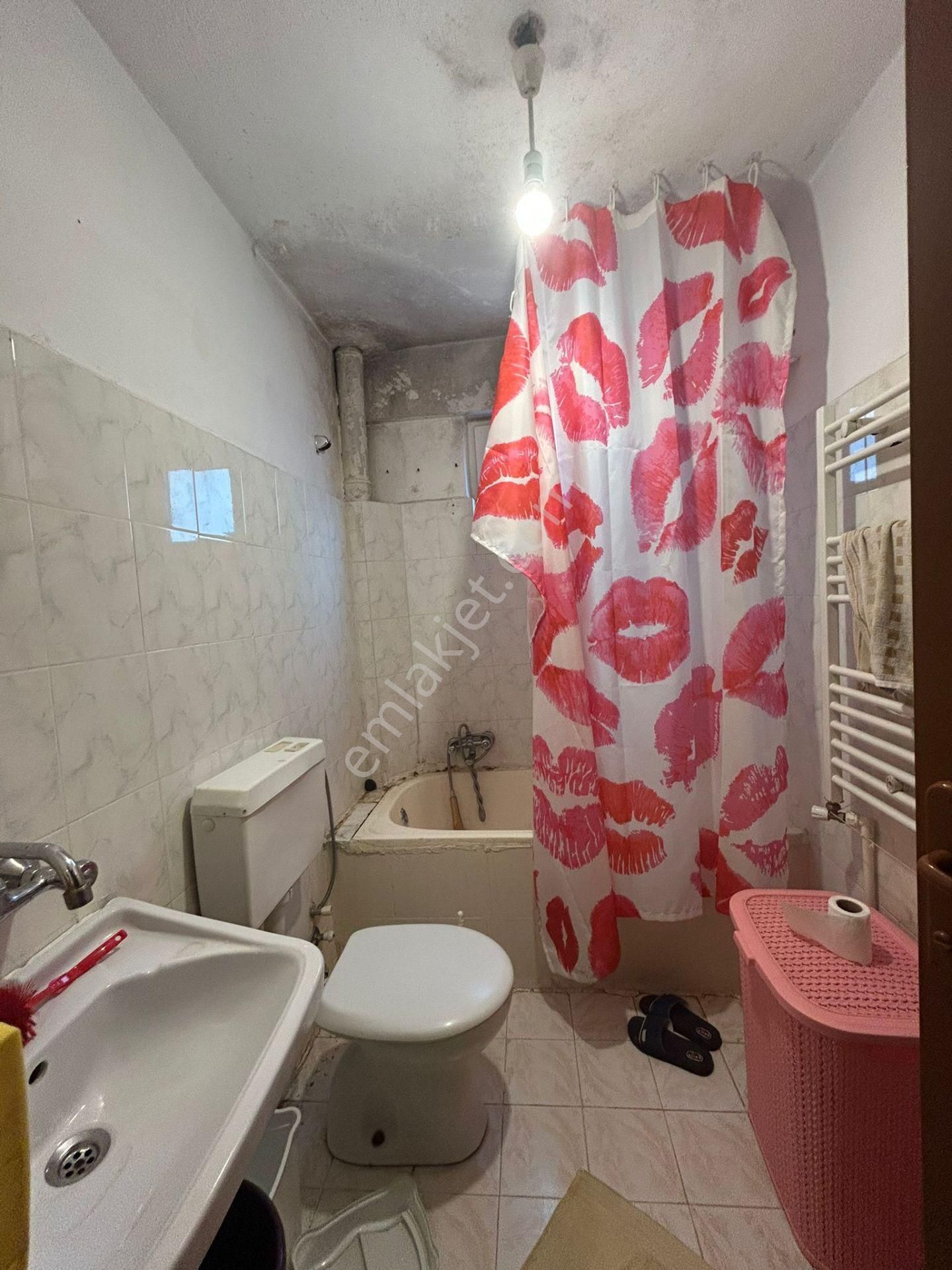 Eşyalı*kiralık*daire*kanuni Mah*merkez De*1 Ci Kat*1+1*geniş*kullanışlı* - Görsel 11