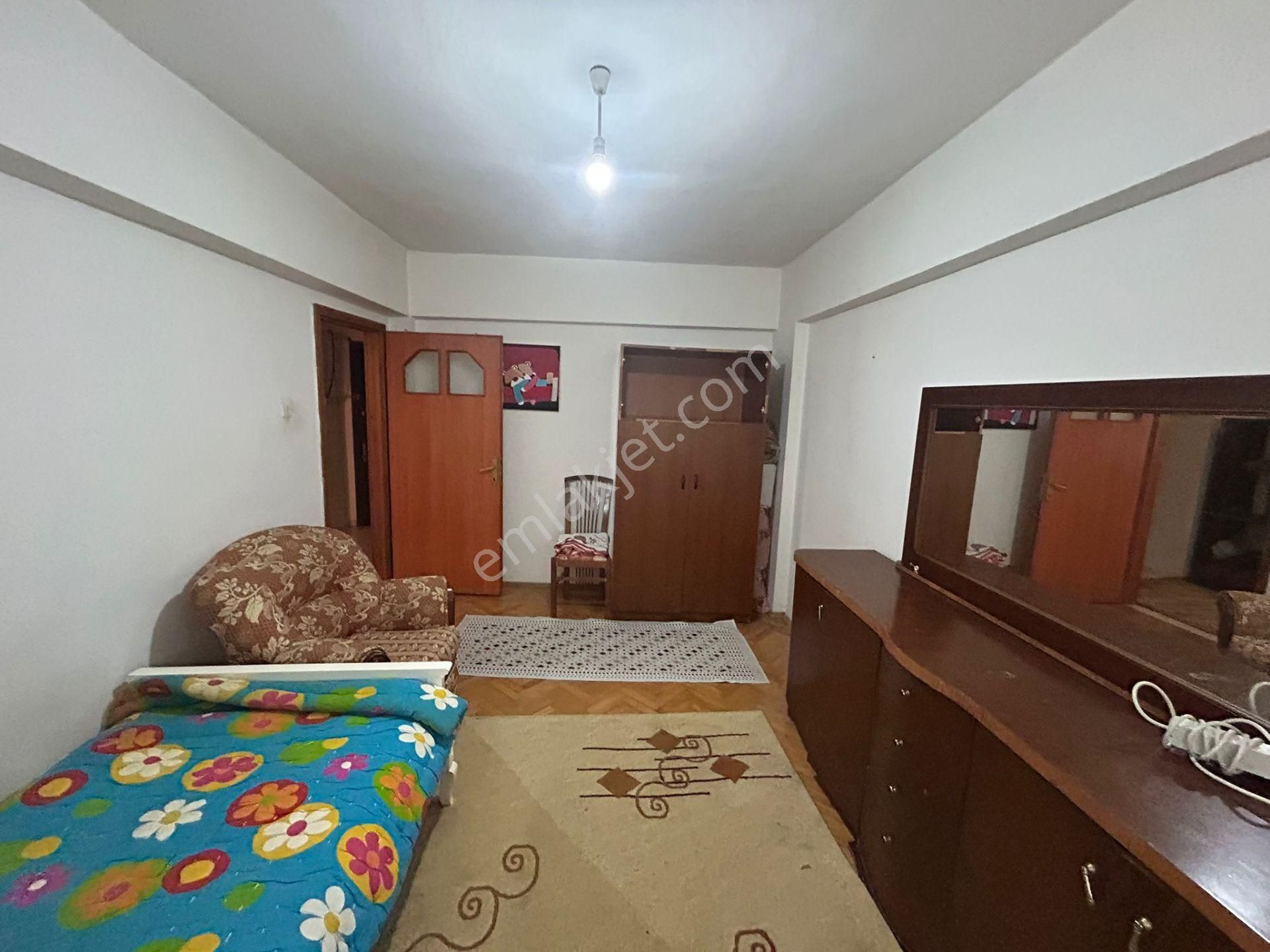 Eşyalı*kiralık*daire*kanuni Mah*merkez De*1 Ci Kat*1+1*geniş*kullanışlı* - Görsel 6