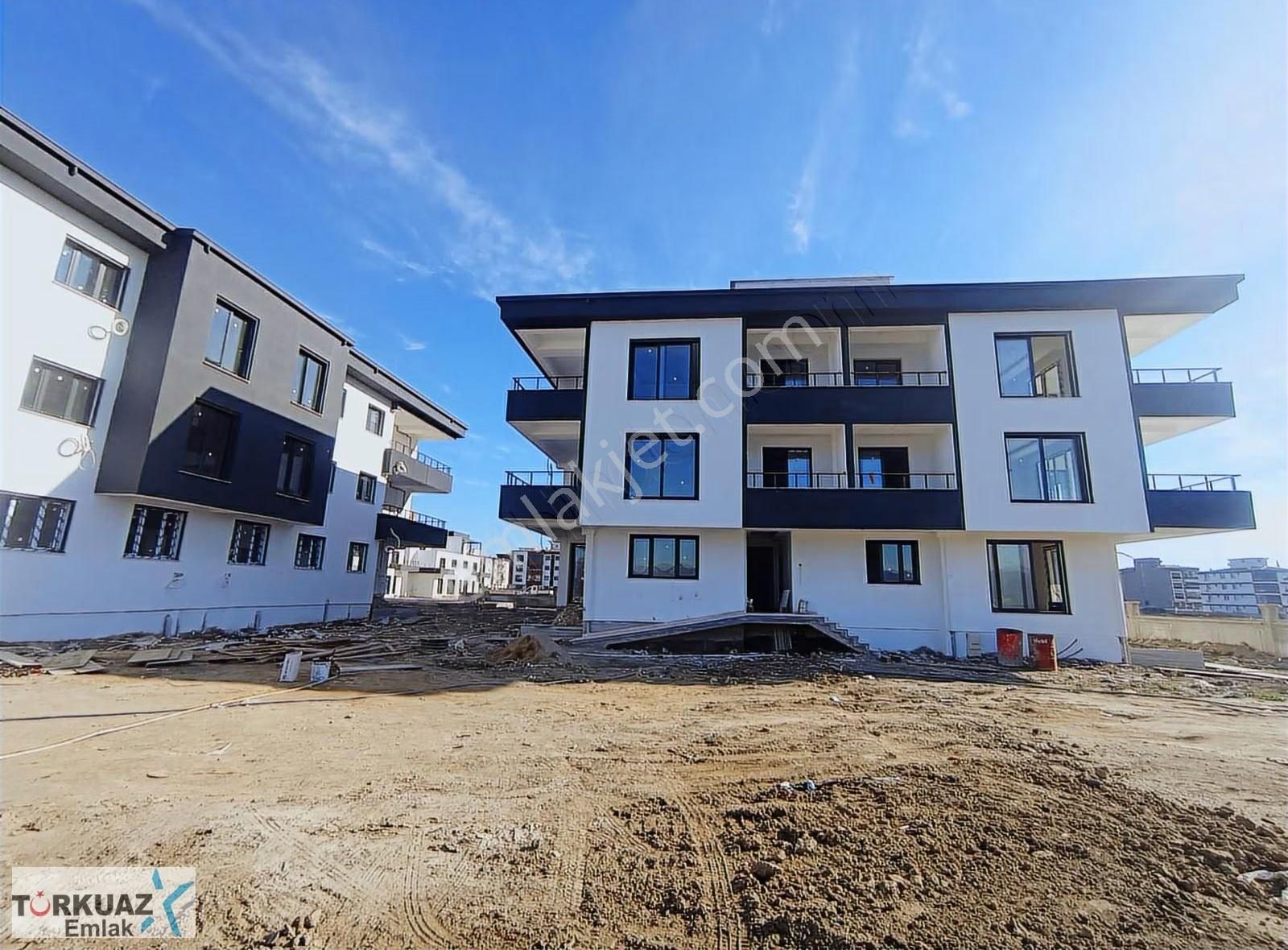 Muratbey Koruluk Arkası Villaların Yanında 3+1 Havuzlu Lüx Site - Görsel 32