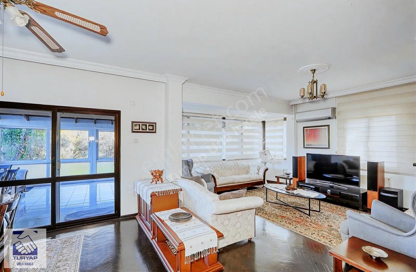 Denize Yürüme Mesafesinde 1.5 Dönüm İçinde Müstakil Yaşam - Görsel 12