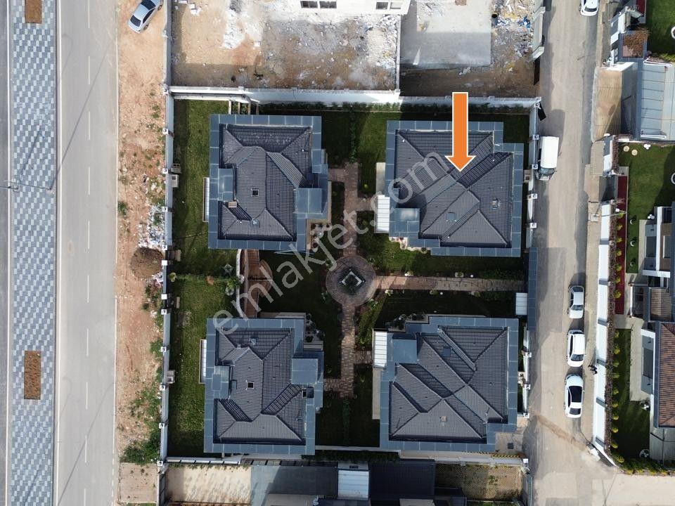 Repa Gayrimenkul Furkan Özer'den -6+2 Villa -site İçi -natamam - Görsel 5