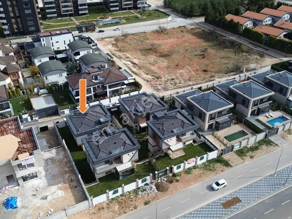 Repa Gayrimenkul Furkan Özer'den -6+2 Villa -site İçi -natamam - Görsel 2