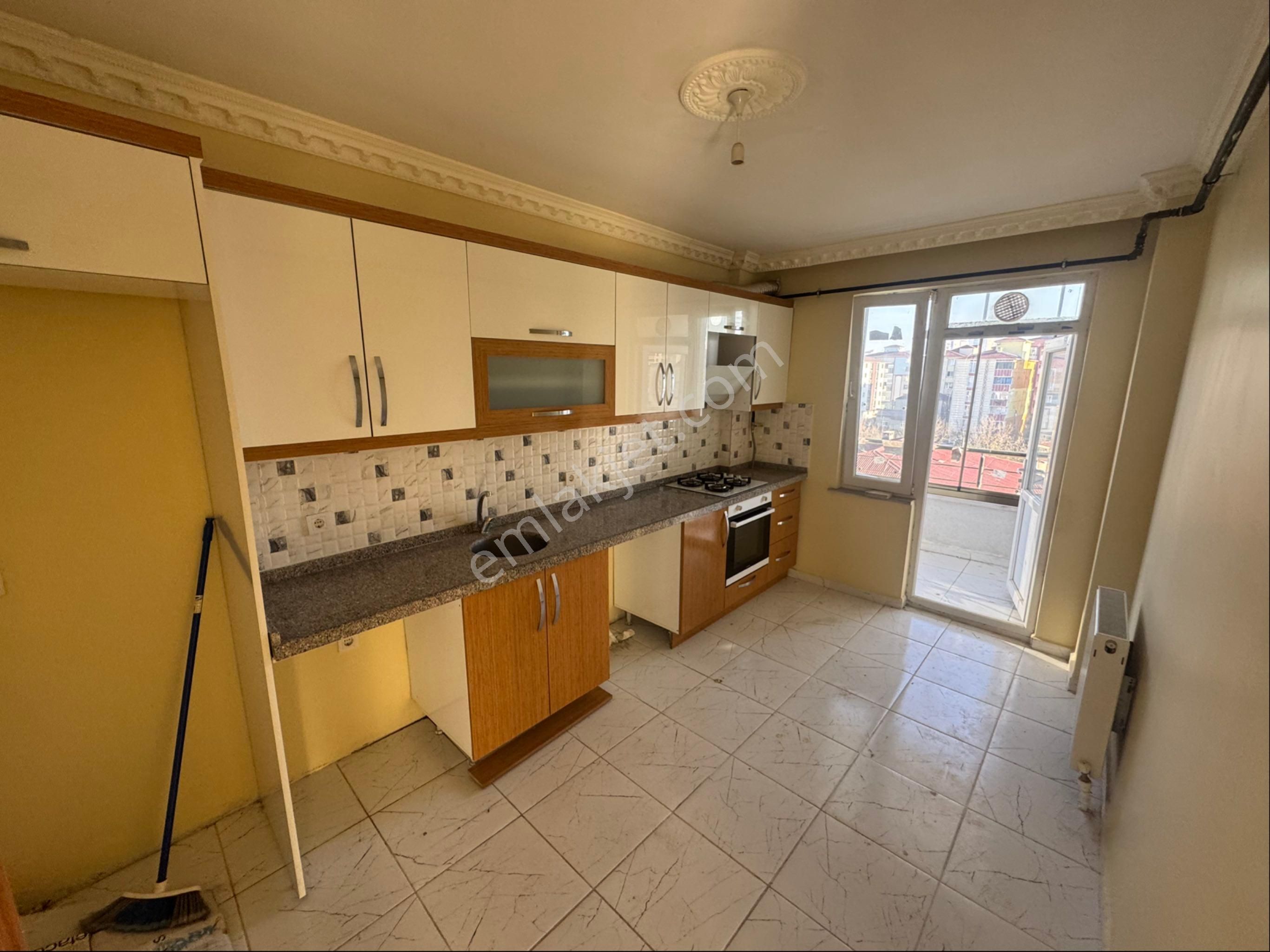 Elit Emlak Garımenkulden Ön Cephe 3+1 Daıre - Görsel 8