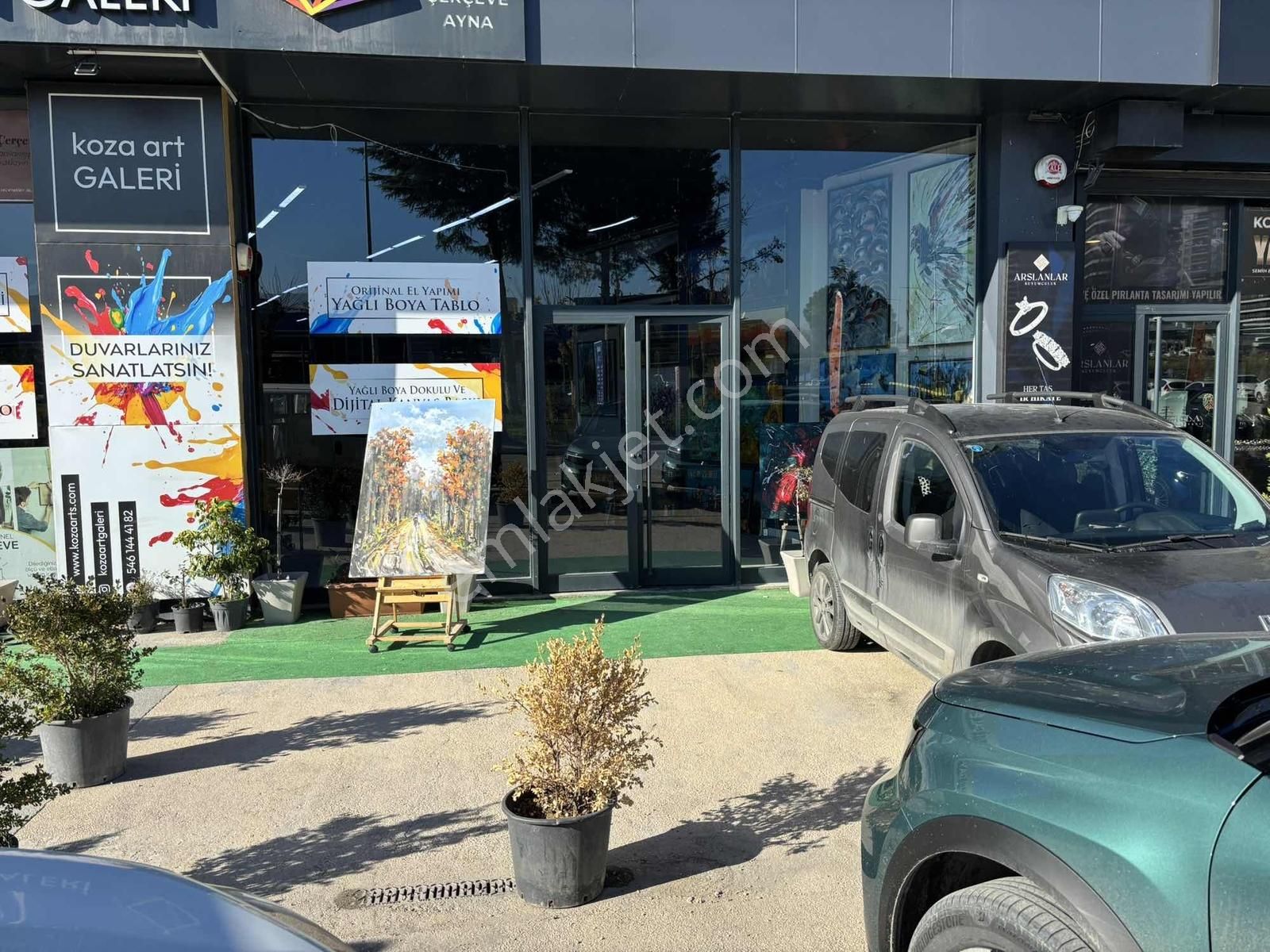 Metro Market Karşısı Yüksek Kira Getirili Satılık Dükkan